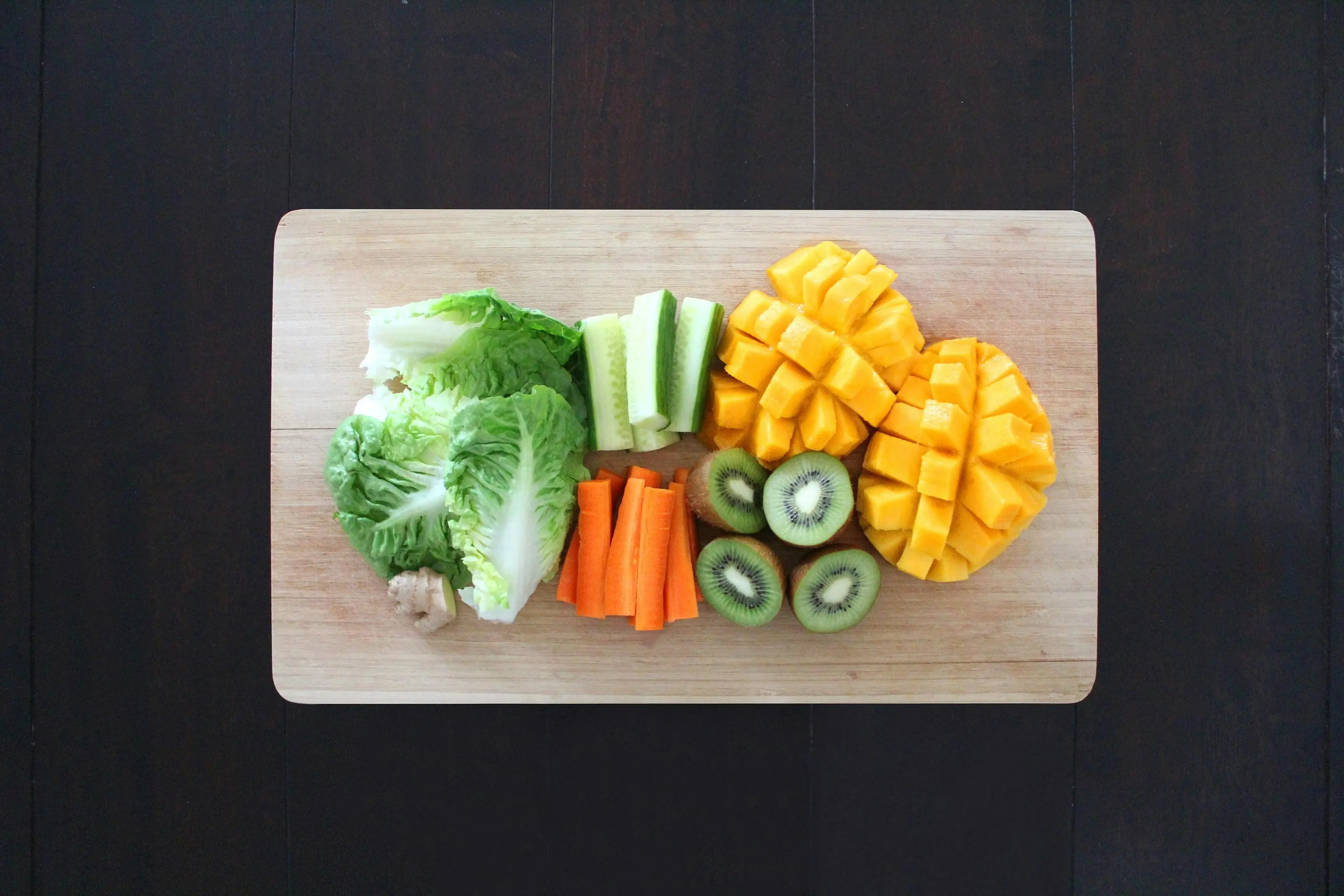 Sahur dengan Buah dan Sayur: Strategi Kombinasi Nutrisi untuk Hidrasi dan Stamina Maksimal