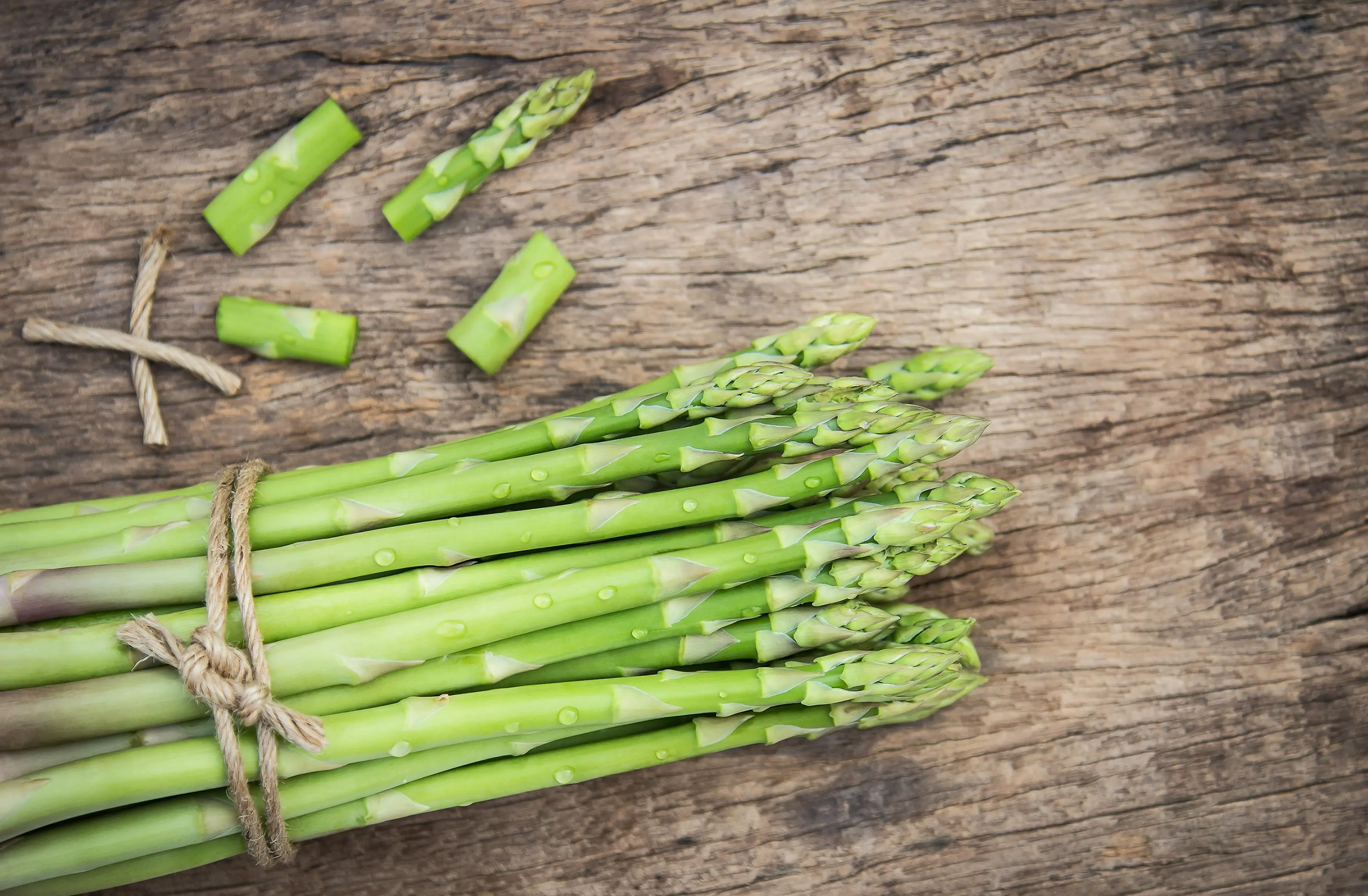 Tips Menyimpan Asparagus agar Tahan Lama: Rahasia Menjaga Kesegaran dari Pasar ke Meja Makan