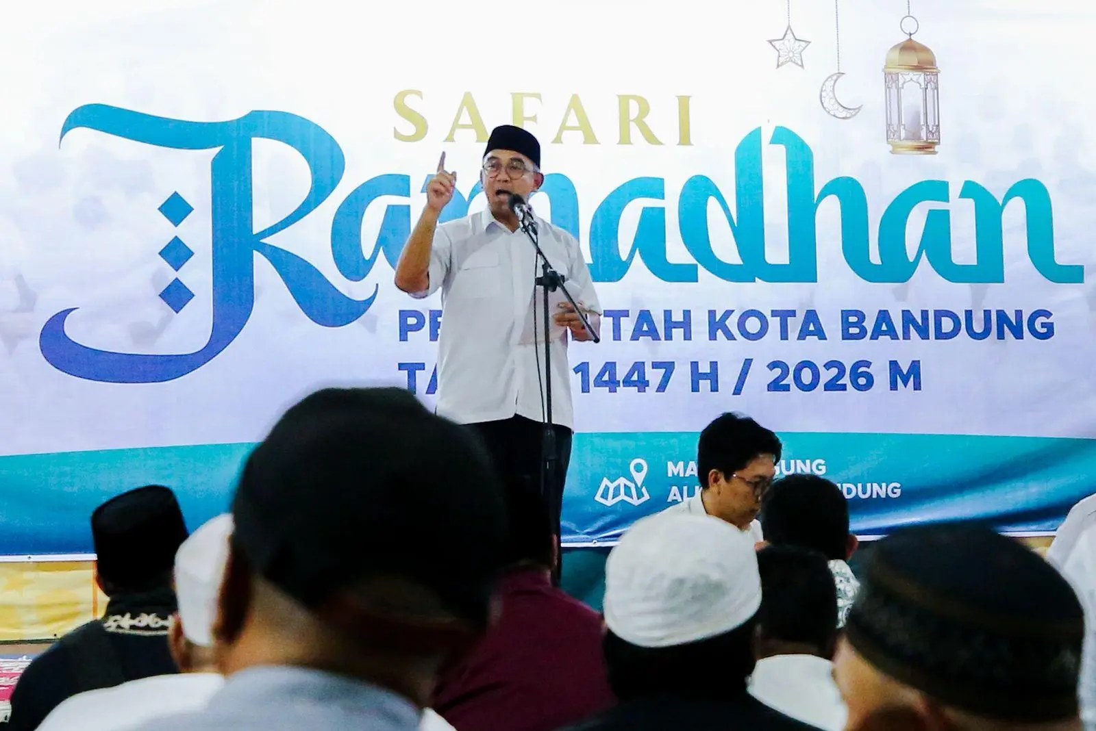 Wali Kota Bandung Muhammad Farhan Ajak Warga Makmurkan Kembali Masjid Agung