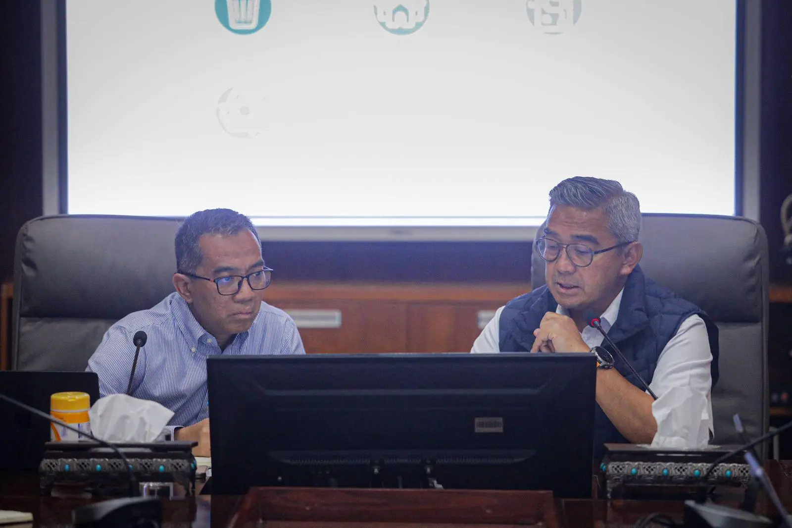 Mendiktisaintek Gandeng Kampus Tangani Darurat Sampah Bandung: Mahasiswa Siap Terjun KKN