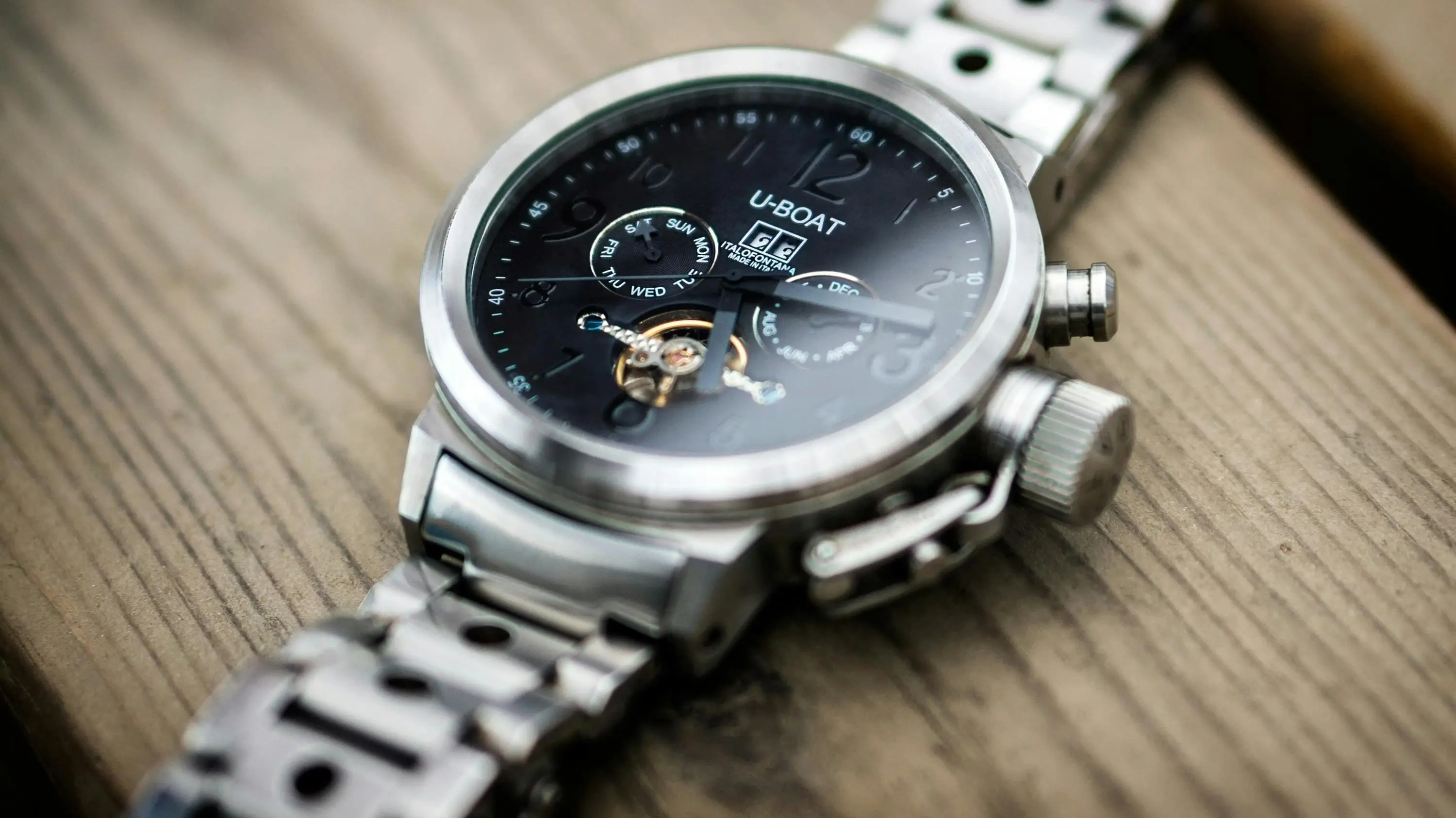 Jam Tangan dalam Dunia Modern: Lebih dari Sekadar Penunjuk Waktu di Pergelangan Tangan