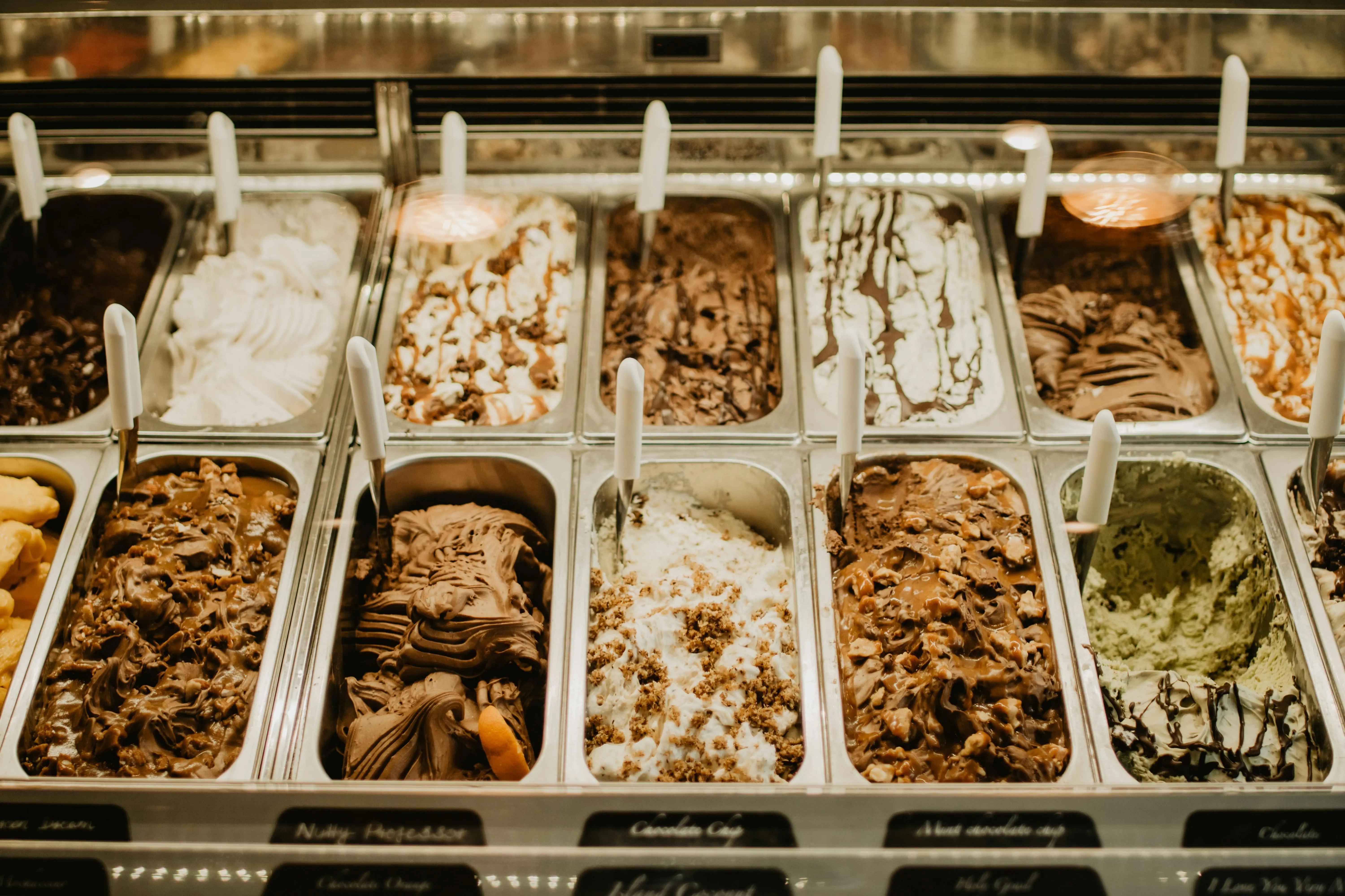 Menjelajah Ragam Rasa Gelato Klasik Italia: Lebih dari Sekadar Pencuci Mulut