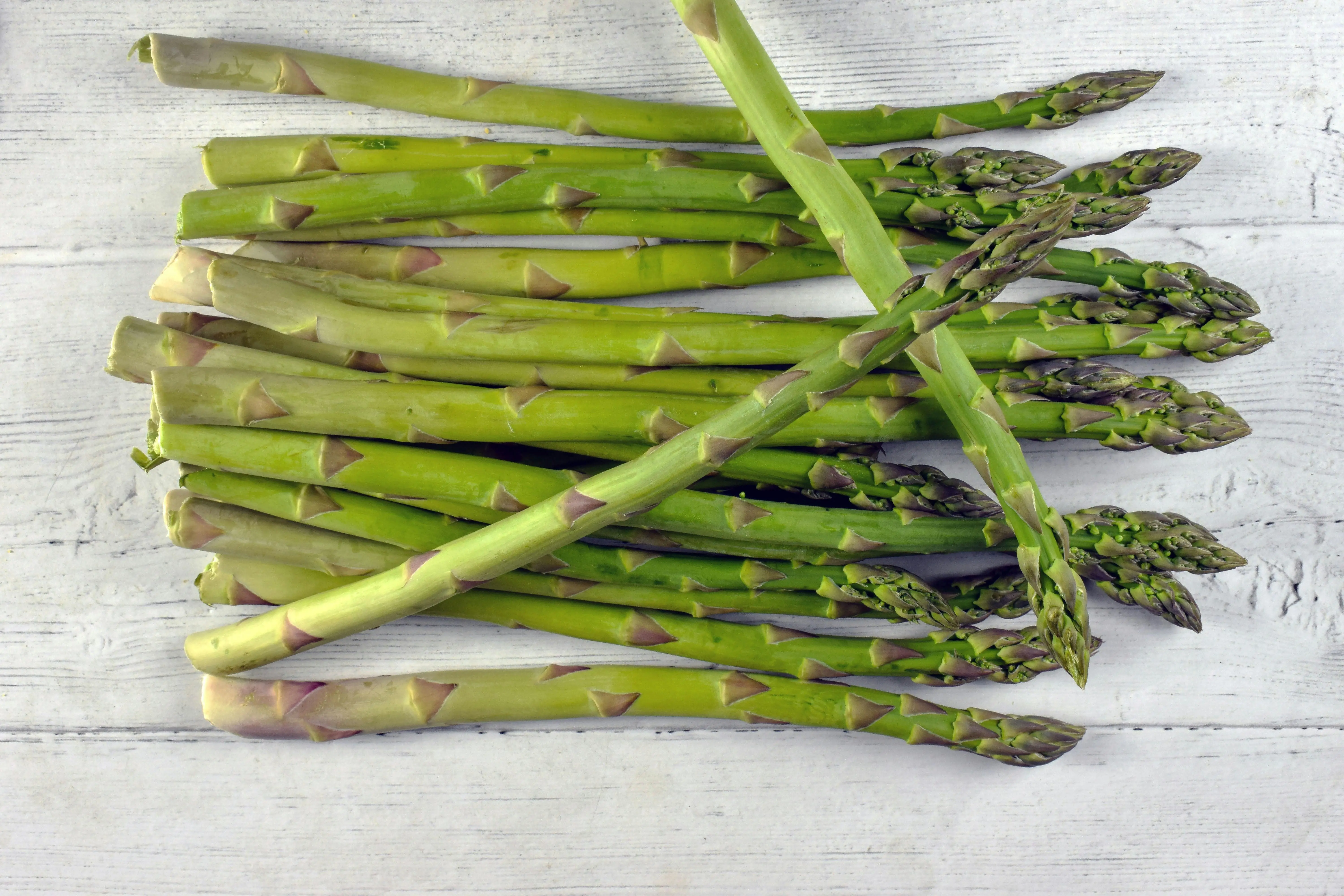 Manfaat Asparagus untuk Diet: Rahasia Sayuran Rendah Kalori yang Padat Nutrisi