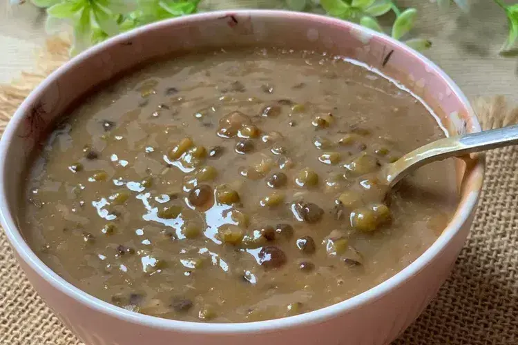 Resep Bubur Kacang Hijau Kental: Rahasia Tekstur Empuk dan Mekar Tanpa Rebus Lama