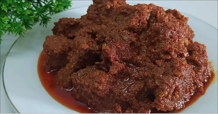 Resep Rendang Daging Sapi Autentik: Rahasia Tekstur Empuk dan Bumbu Menghitam