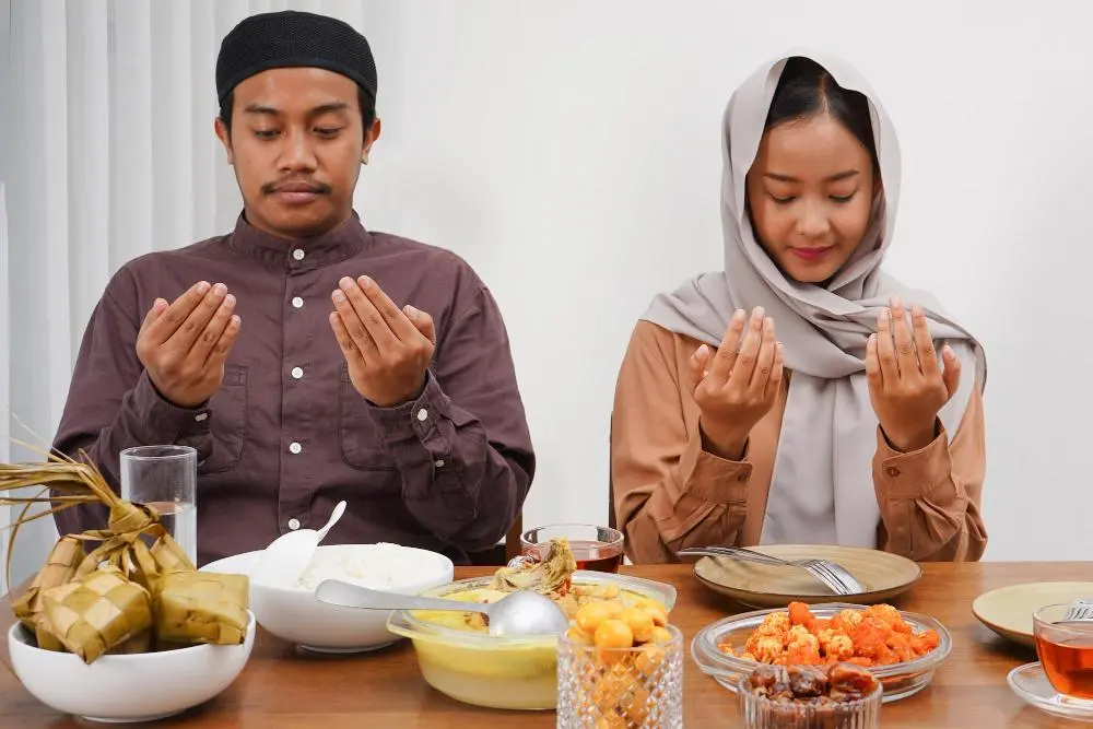 Satu Niat Dua Pahala? Hukum Menggabungkan Puasa Qadha Ramadan dengan Puasa Sunnah