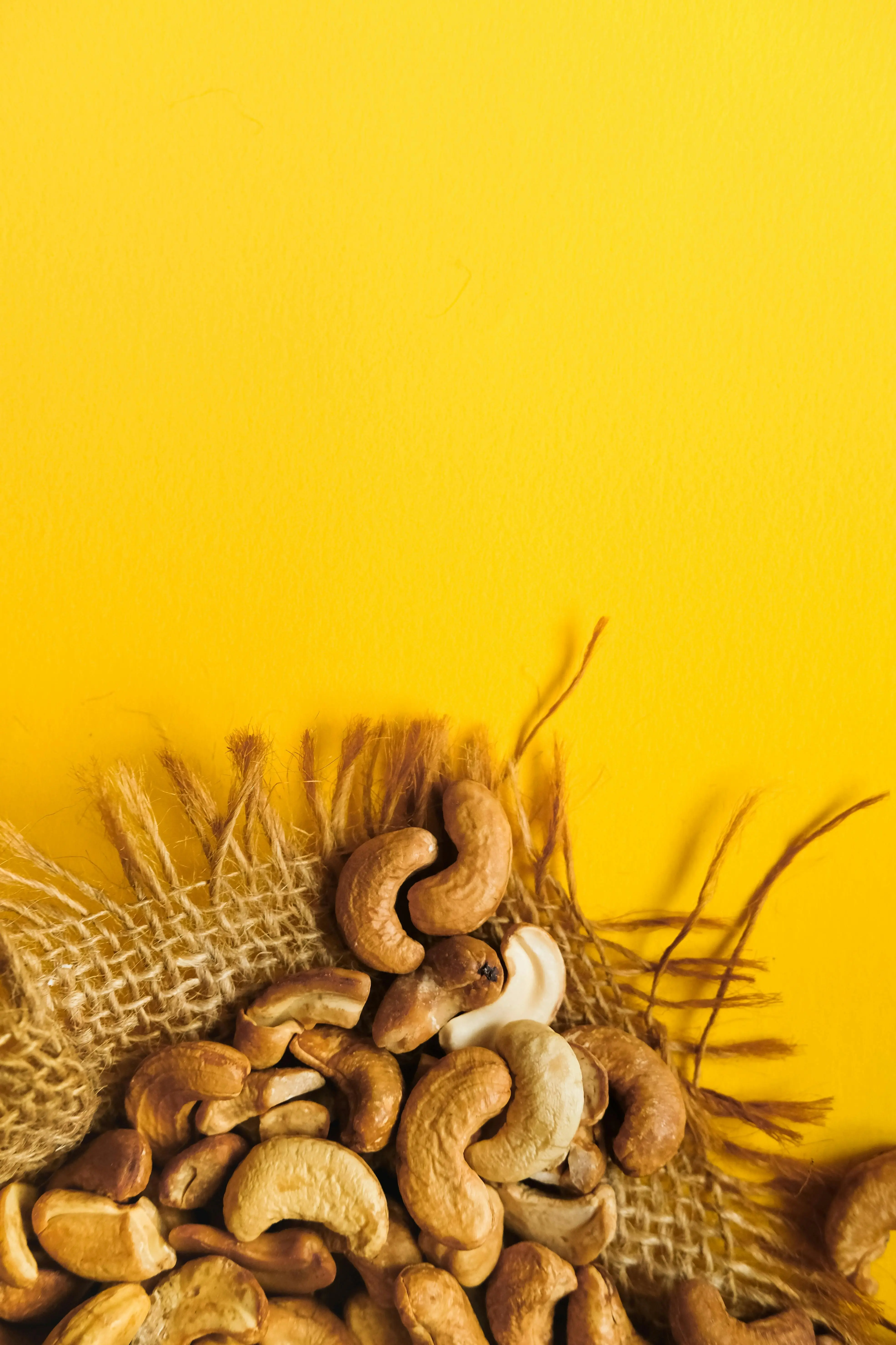 Kacang Mede untuk Diet Rendah Karbohidrat: Menakar Nutrisi dan Strategi Konsumsi yang Tepat