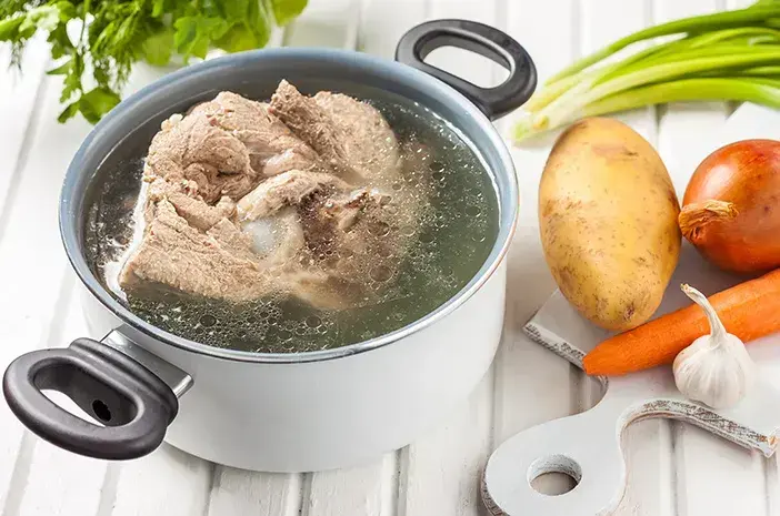 Tips Mengolah Daging Sapi agar Cepat Empuk Tanpa Presto