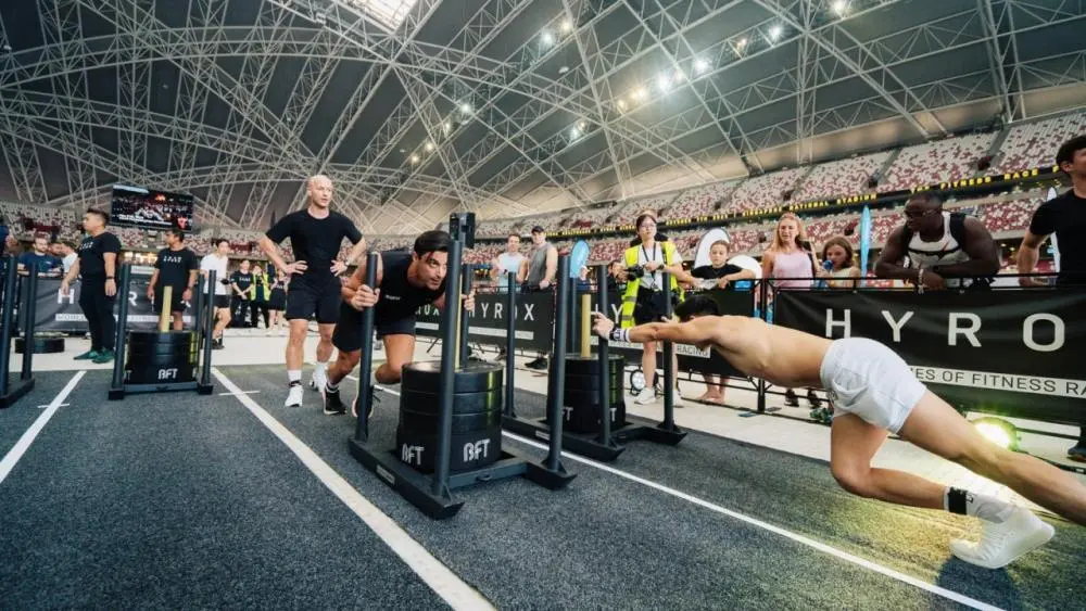 Perbedaan Hyrox dan Crossfit: Mana yang Lebih Cocok untuk Anda?