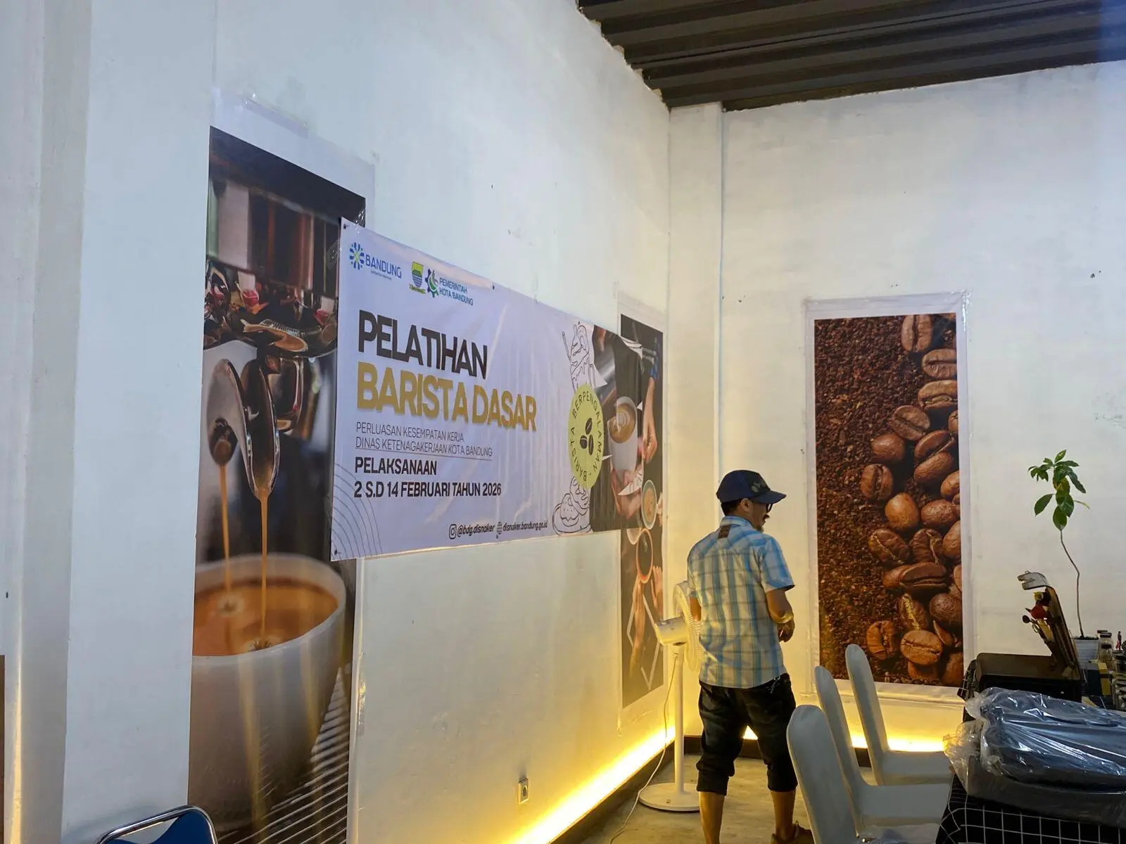 Atasi Pengangguran, Pemkot Bandung Gelar Pelatihan Barista Gratis untuk Gen Z