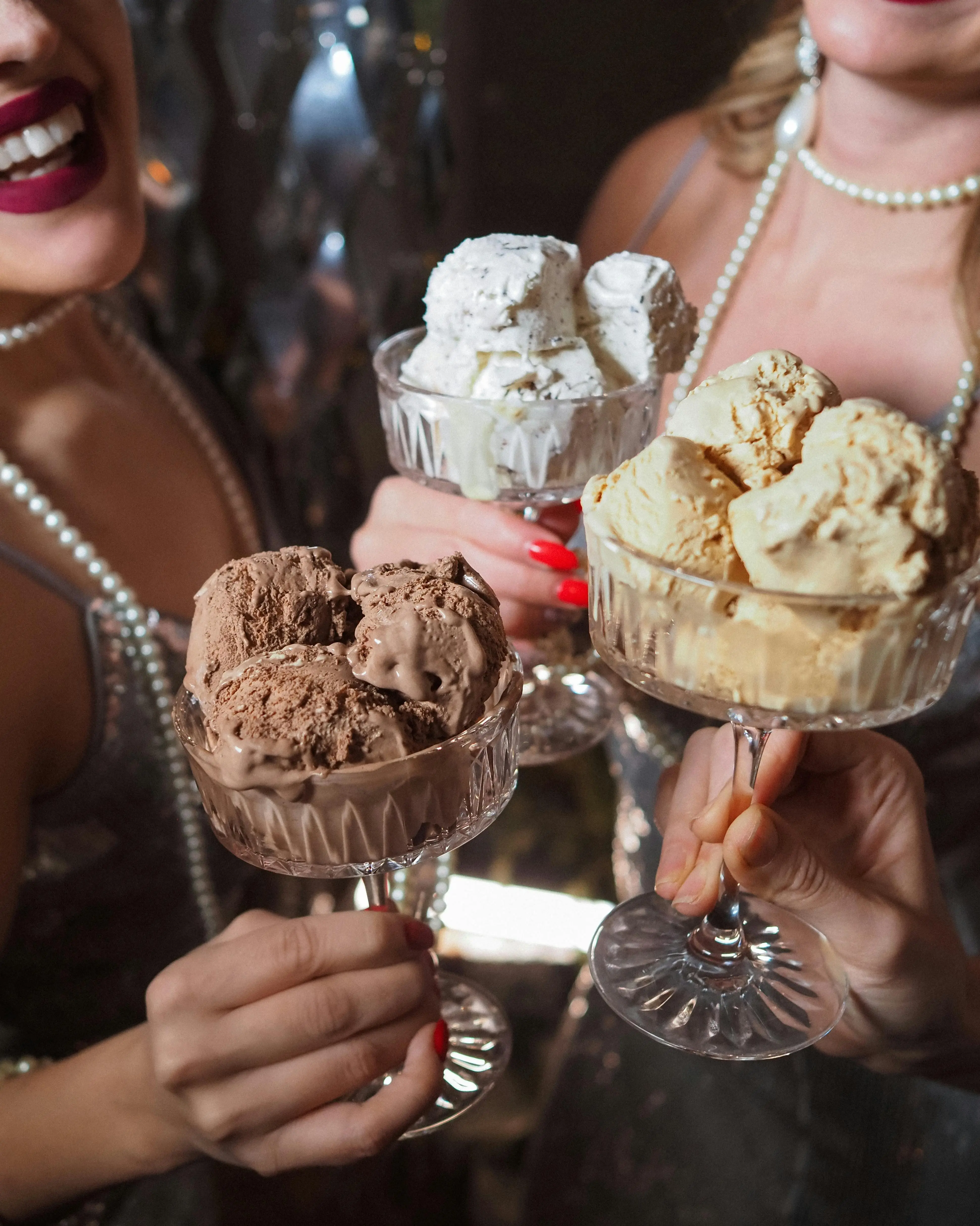 Alasan Ilmiah Mengapa Makan Es Krim Bisa Memperbaiki Suasana Hati