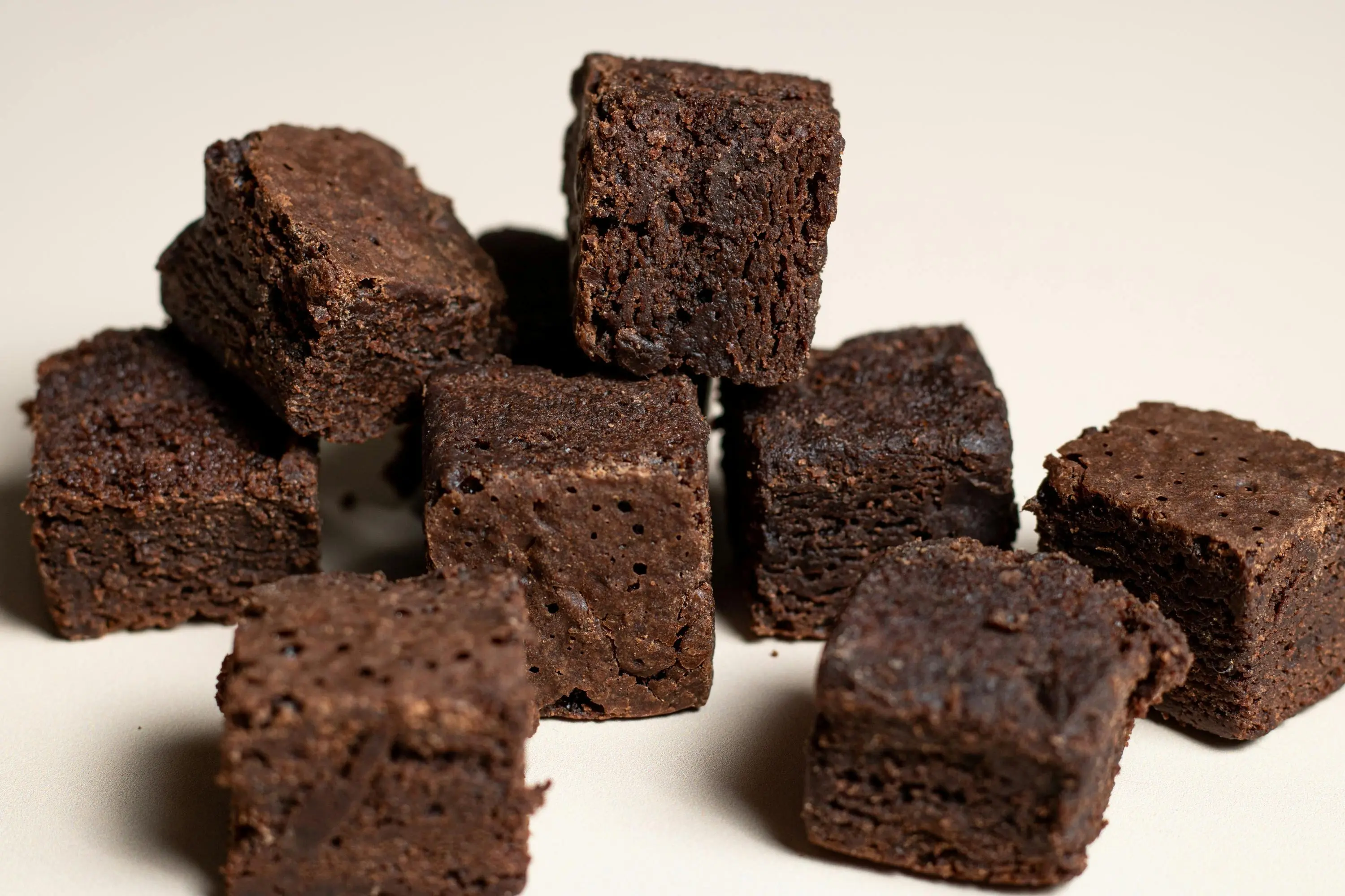 Sains di Balik Kelezatan: Menakar Stabilitas Oksidatif Minyak Nabati vs. Mentega Dalam Pembuatan Brownie