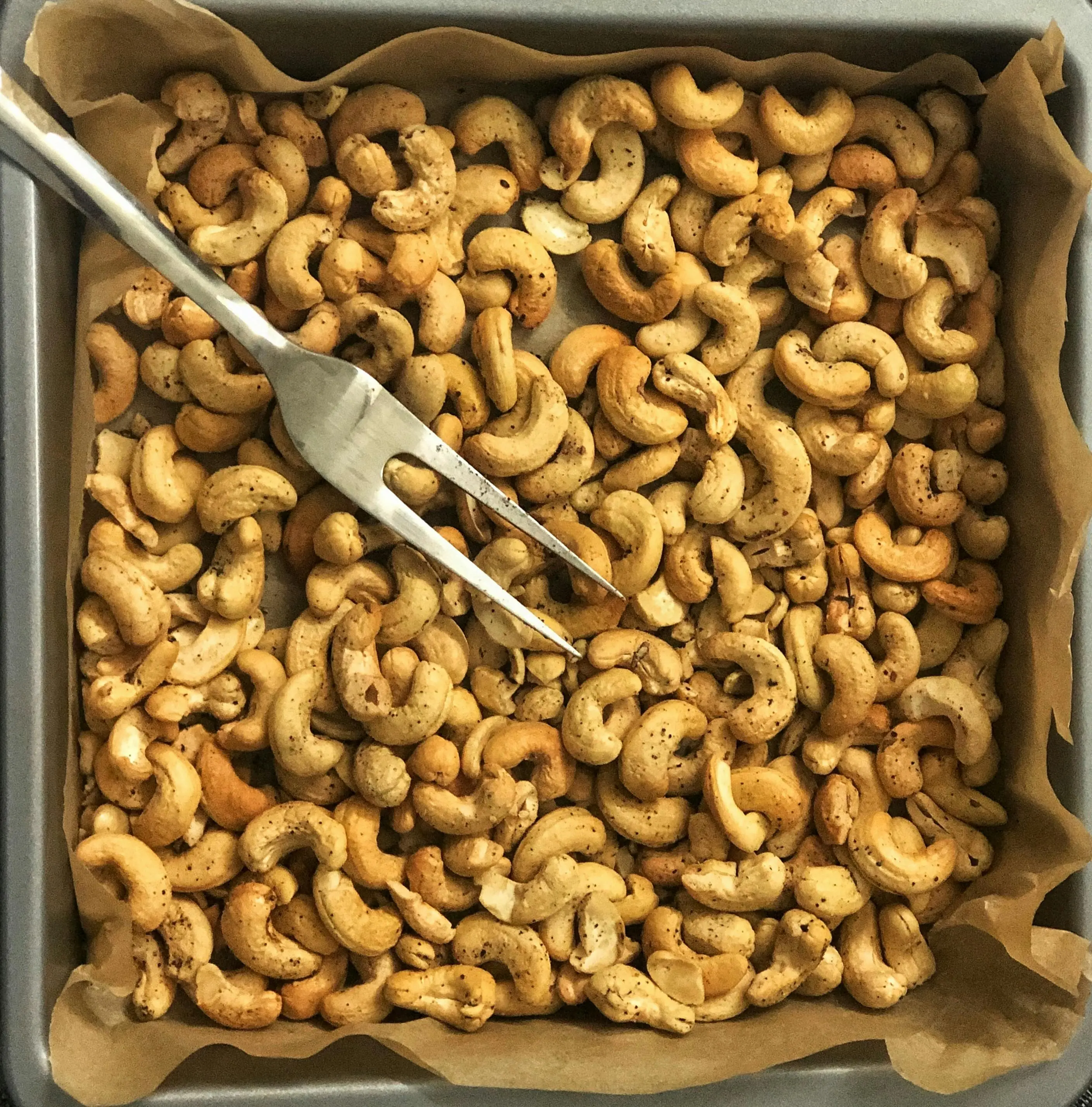 Mengenal Manfaat dan Aturan Pemberian Kacang Mede untuk Tumbuh Kembang Anak