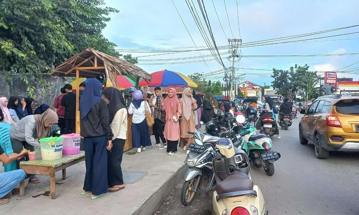 Mengapa Ngabuburit Sangat Populer? Menilik Tradisi Khas Ramadhan di Indonesia