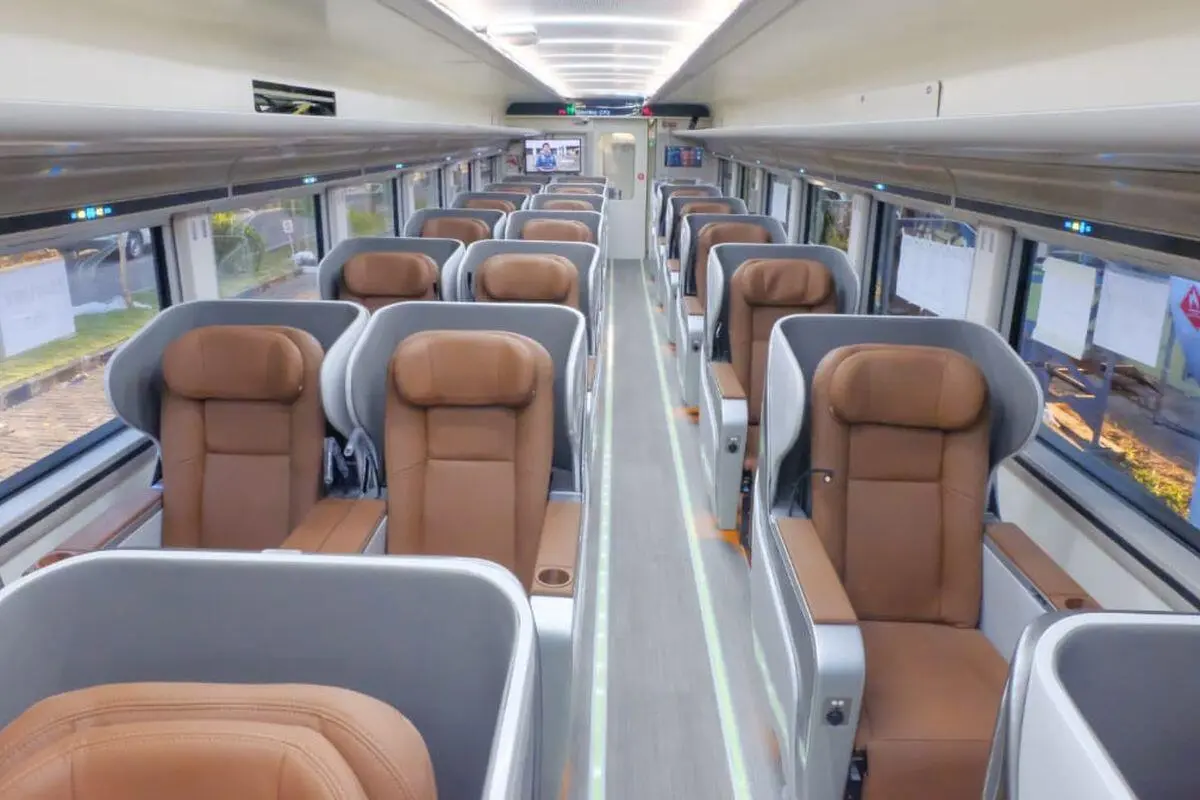 Lebih Mewah dan Modern, Inilah Daftar Kereta Api yang Pakai Gerbong Executive Luxury