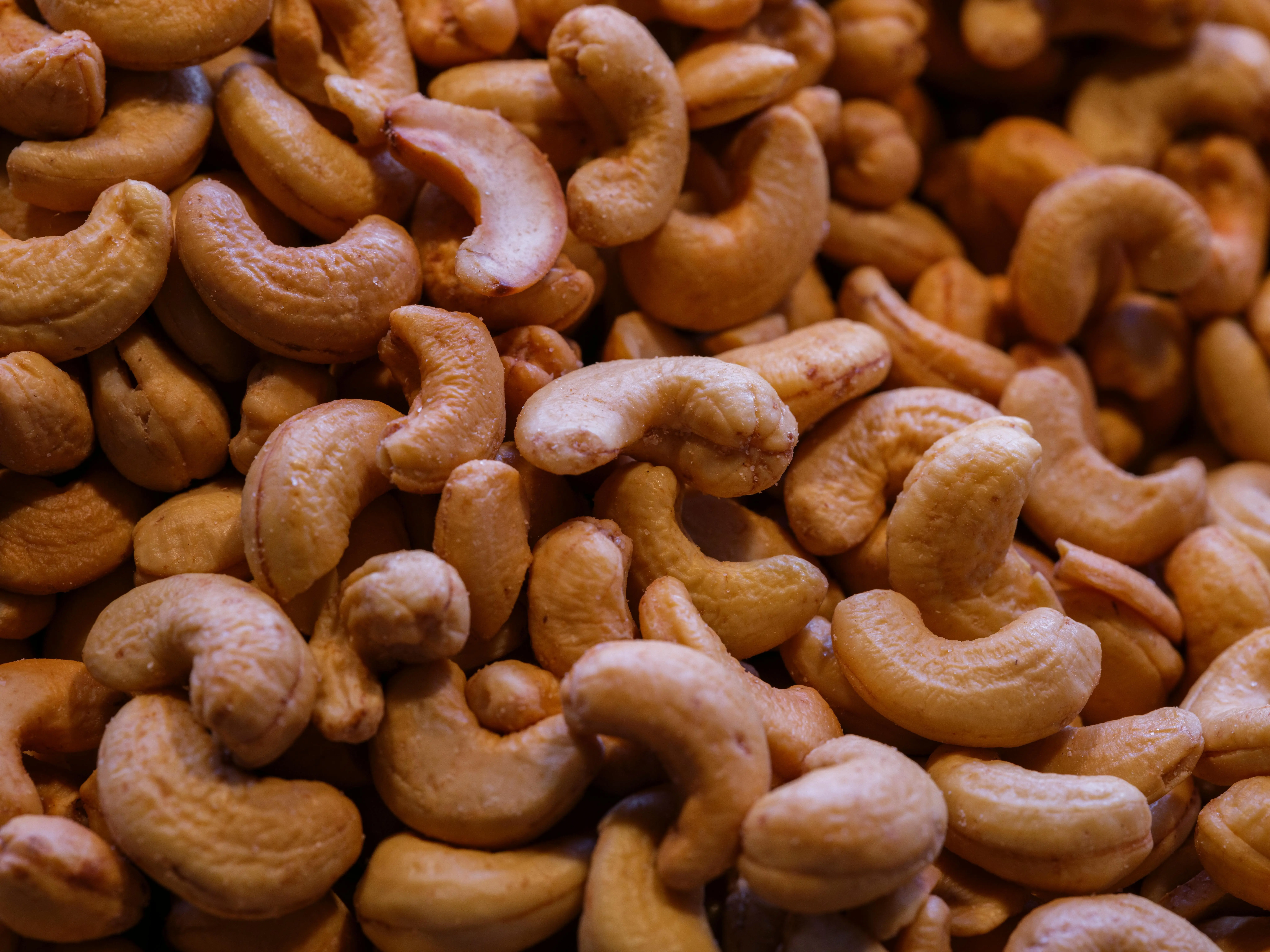 Sering Dianggap Berlemak, Benarkah Kacang Mede Efektif Turunkan Berat Badan?