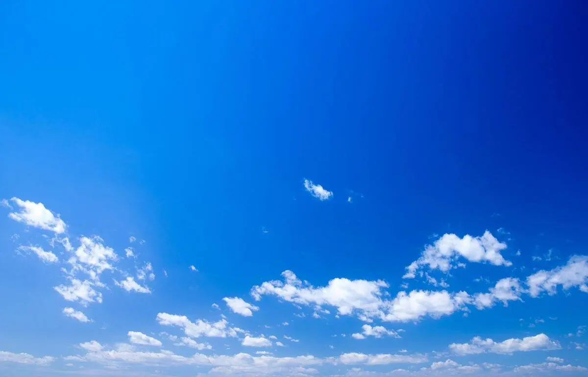 Kenapa Langit Berwarna Biru? Penjelasan Ilmiah di Balik Fenomena Rayleigh Scattering