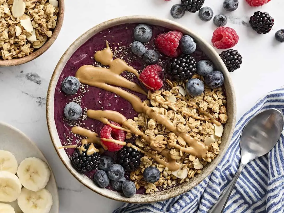 Resep Smoothie Bowl Segar: Sarapan Sehat Penambah Energi Sebelum Beraktivitas