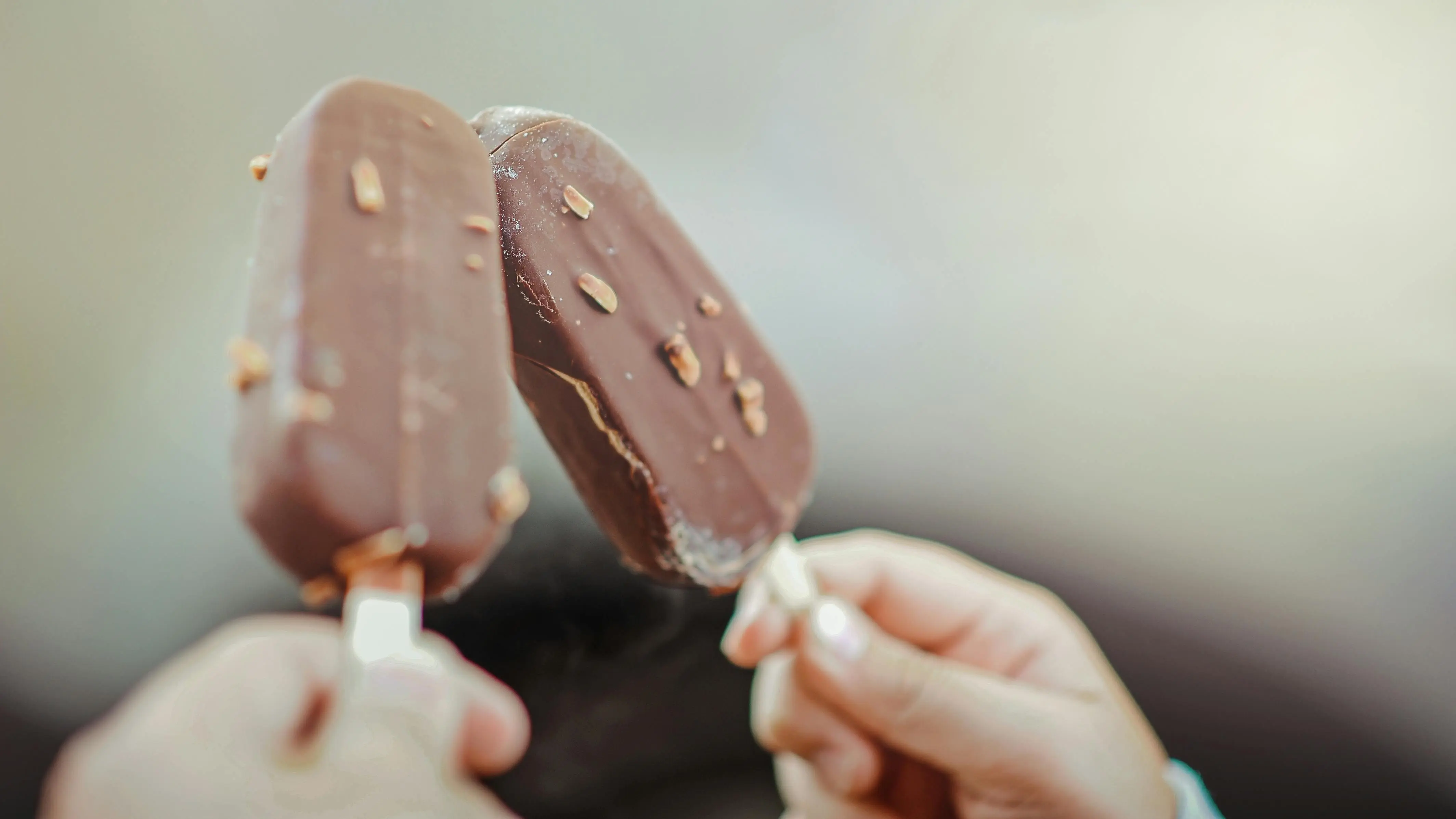 Dilema Es Krim Rendah Lemak: Benarkah Lebih Sehat atau Sekadar Trik Pemasaran?