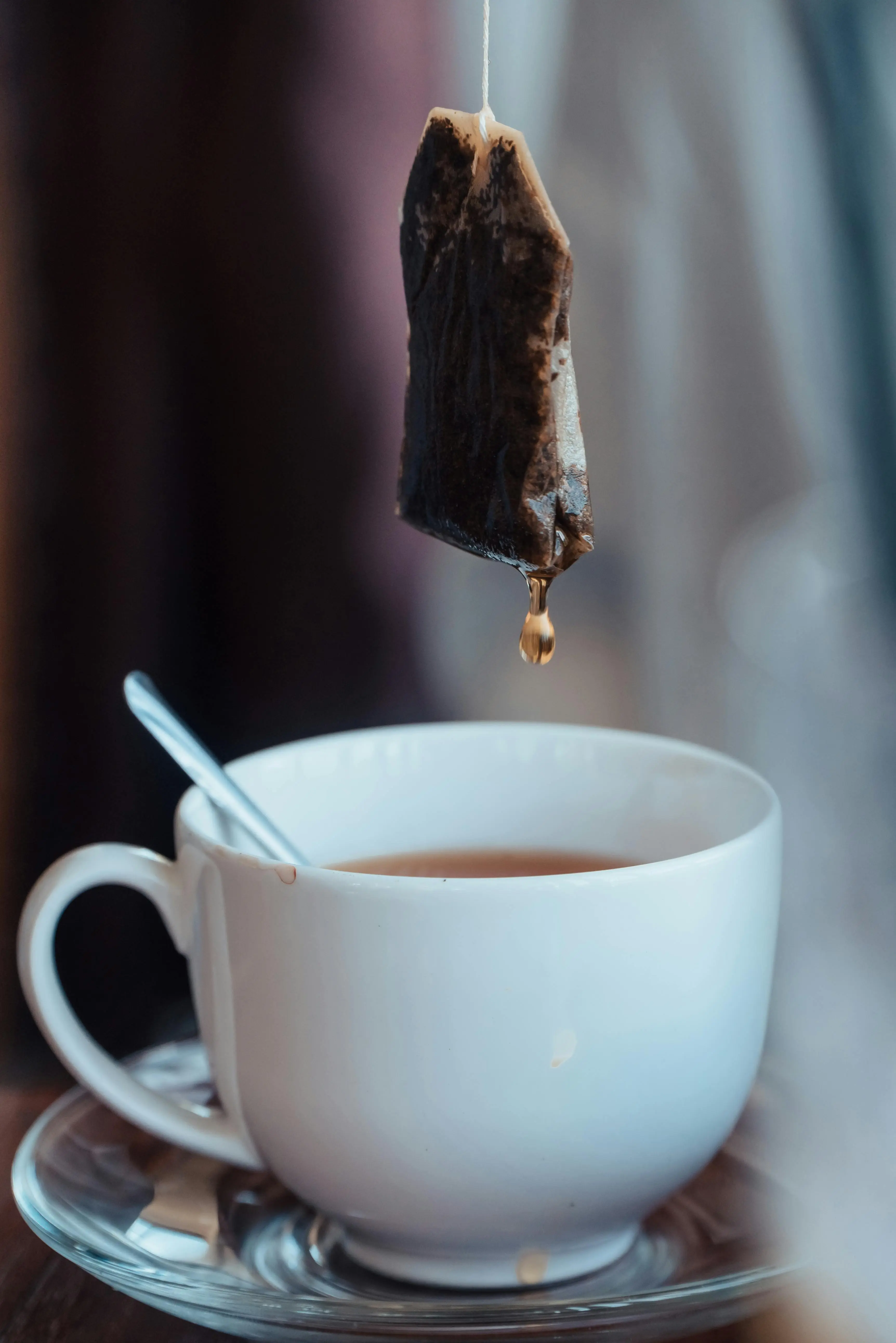 Asal-Usul dan Evolusi Minuman Teh: Dari Obat Herbal Menjadi Minuman Global