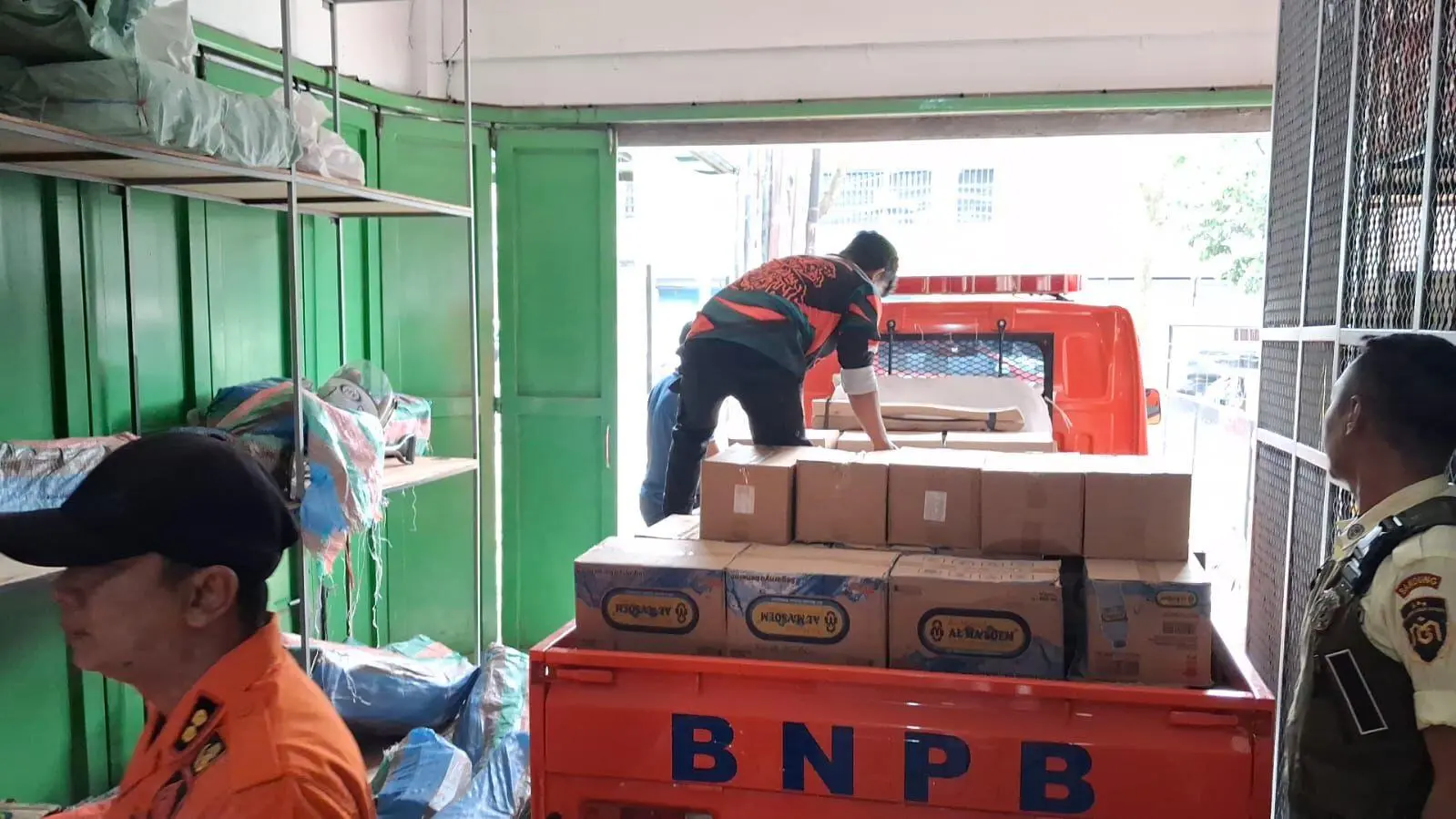 Aksi Cepat Pemkot Bandung: Kerahkan Relawan dan Logistik untuk Korban Longsor Cisarua