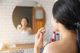 Rahasia Wangi Awet Seharian: 5 Titik Nadi Terlarang yang Jarang Diketahui untuk Semprot Parfum
