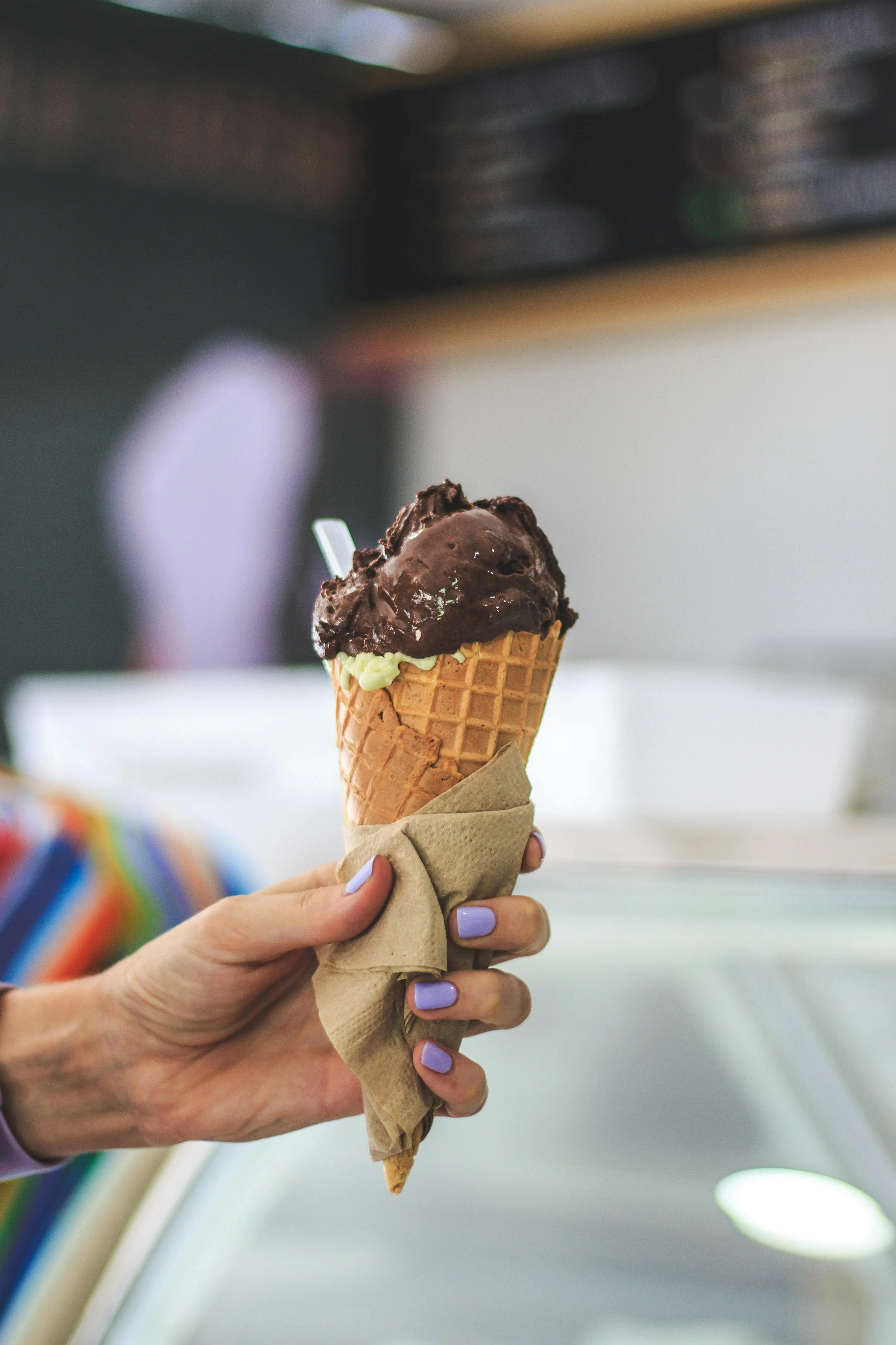Hubungan Konsumsi Es Krim dan Kesehatan: Menyingkap Manfaat dan Pertimbangan Nutrisi