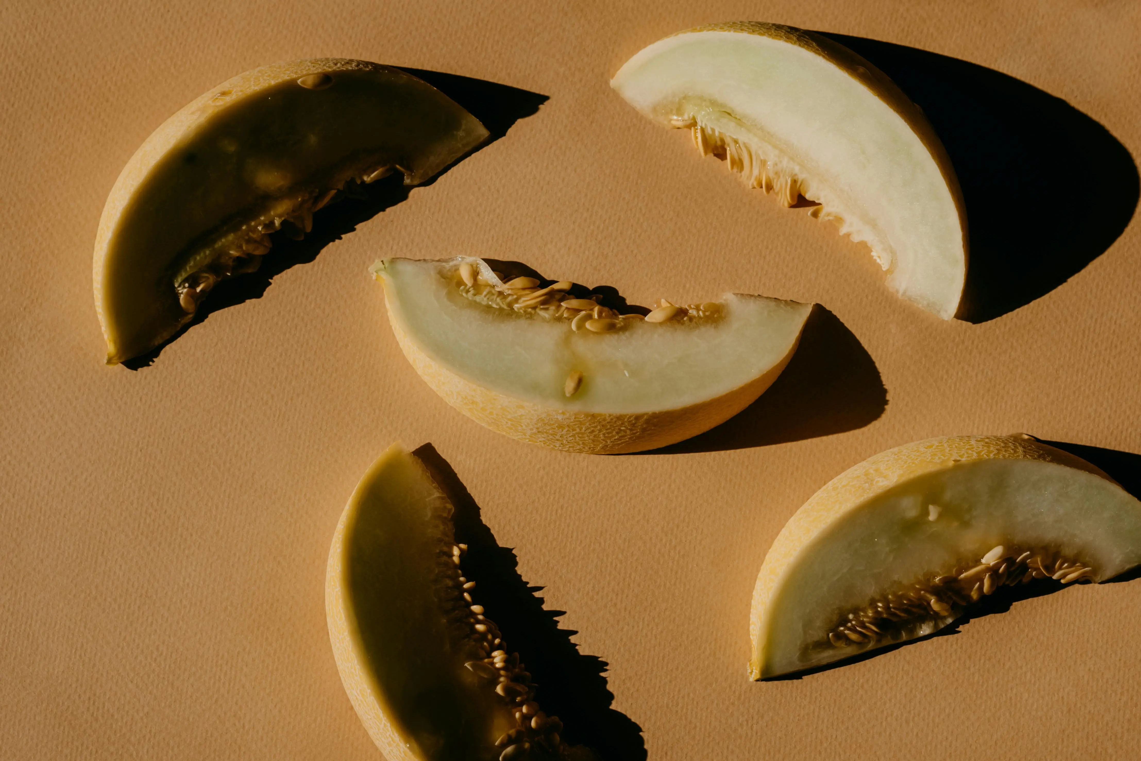 Rahasia Menjaga Kesegaran Melon: Berapa Lama Sebenarnya Bisa Bertahan?