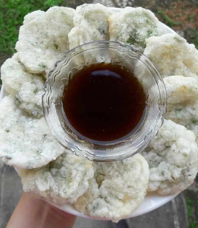 Segar dan Menghangatkan, Inilah Cara Mudah Membuat Cireng Kuah Cuko di Rumah