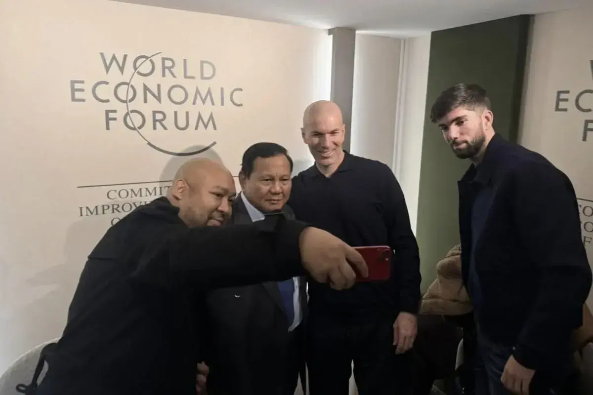Momen Hangat Presiden Prabowo Bertemu Legenda Bola Zinedine Zidane dan Anaknya di Swiss
