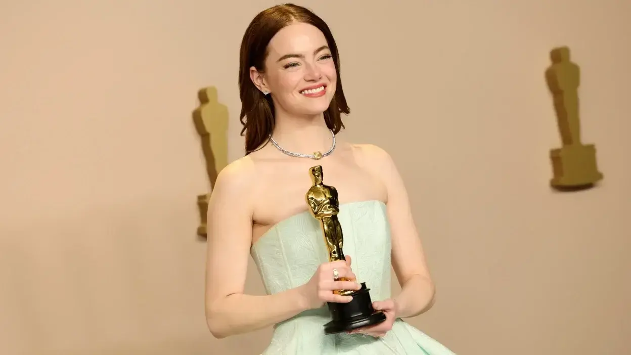 Emma Stone Incar Piala Lagi? Simak Daftar Nominasi Aktris Terbaik Oscar 2026