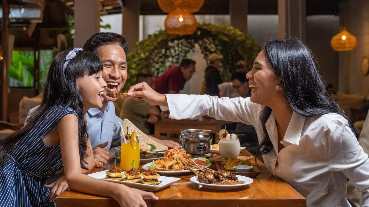 Jajan Terus BB Aman! 4 Tips Tetap Sehat Saat Wisata Kuliner