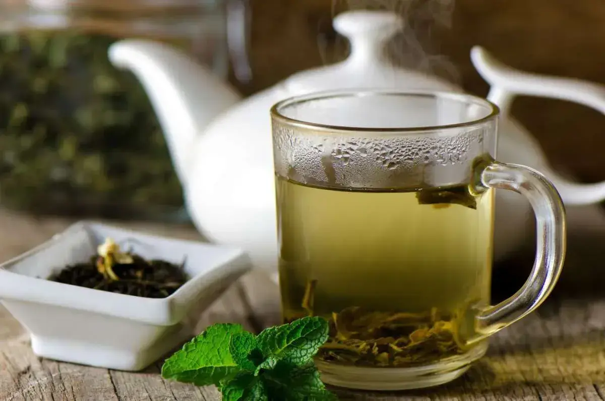 Sehat Tak Perlu Mahal! 4 Manfaat Minum Teh Hijau Setiap Pagi