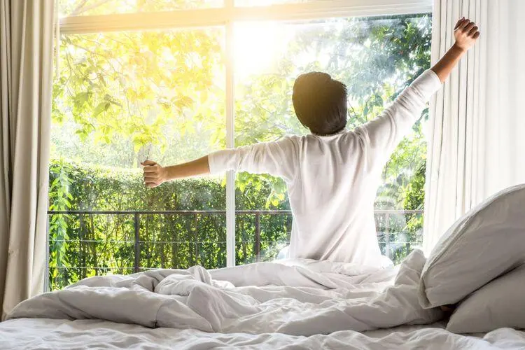 Jadi Lebih Berenergi! Manfaat Membiasakan Bangun Pagi bagi Produktivitas dan Kesehatan Mental