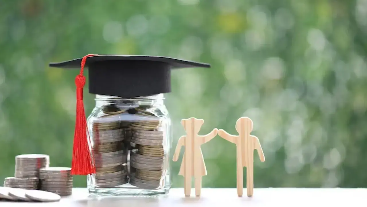 Jangan Tunggu Anak Gede! Ini Tips Jitu Siapkan Dana Pendidikan Tanpa Bikin Kantong Jebol