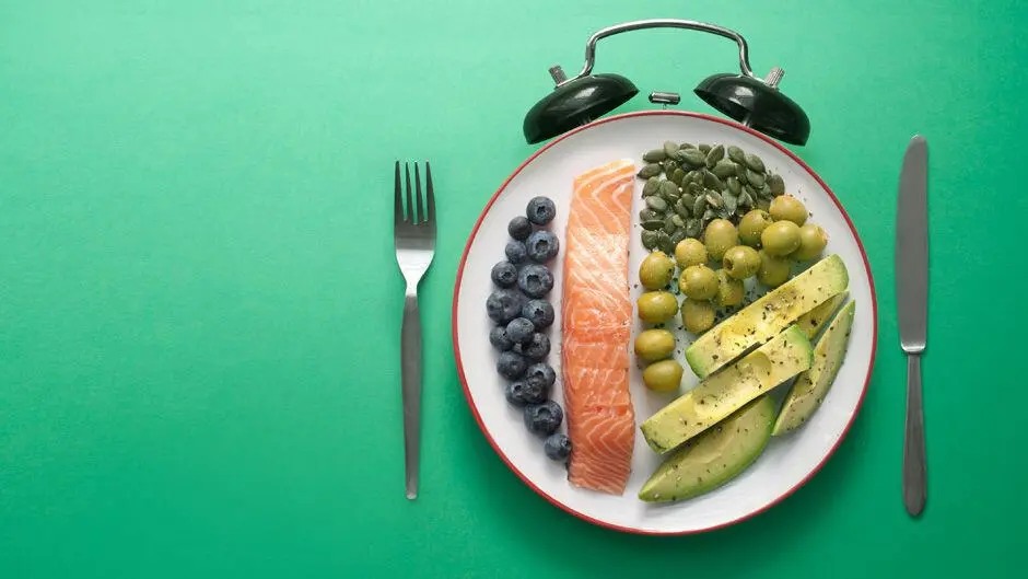 Diet Tanpa Menyiksa: Mengenal Intermittent Fasting dan Rahasia Sukses Turunkan Berat Badan