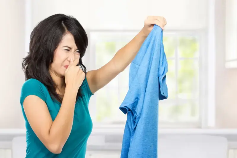 Tips Musim Hujan 2026: Cara Mengatasi Baju Lembap dan Berbau dengan Bahan Rumahan Sederhana