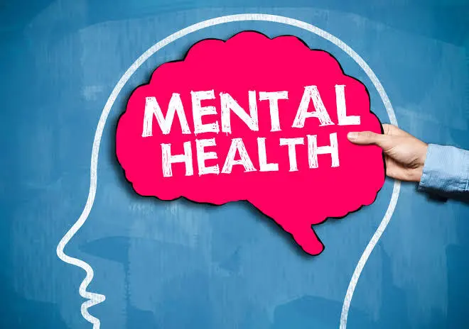 Tips Menjaga Kesehatan Mental di Era Gempuran Media Sosial yang Bikin Minder