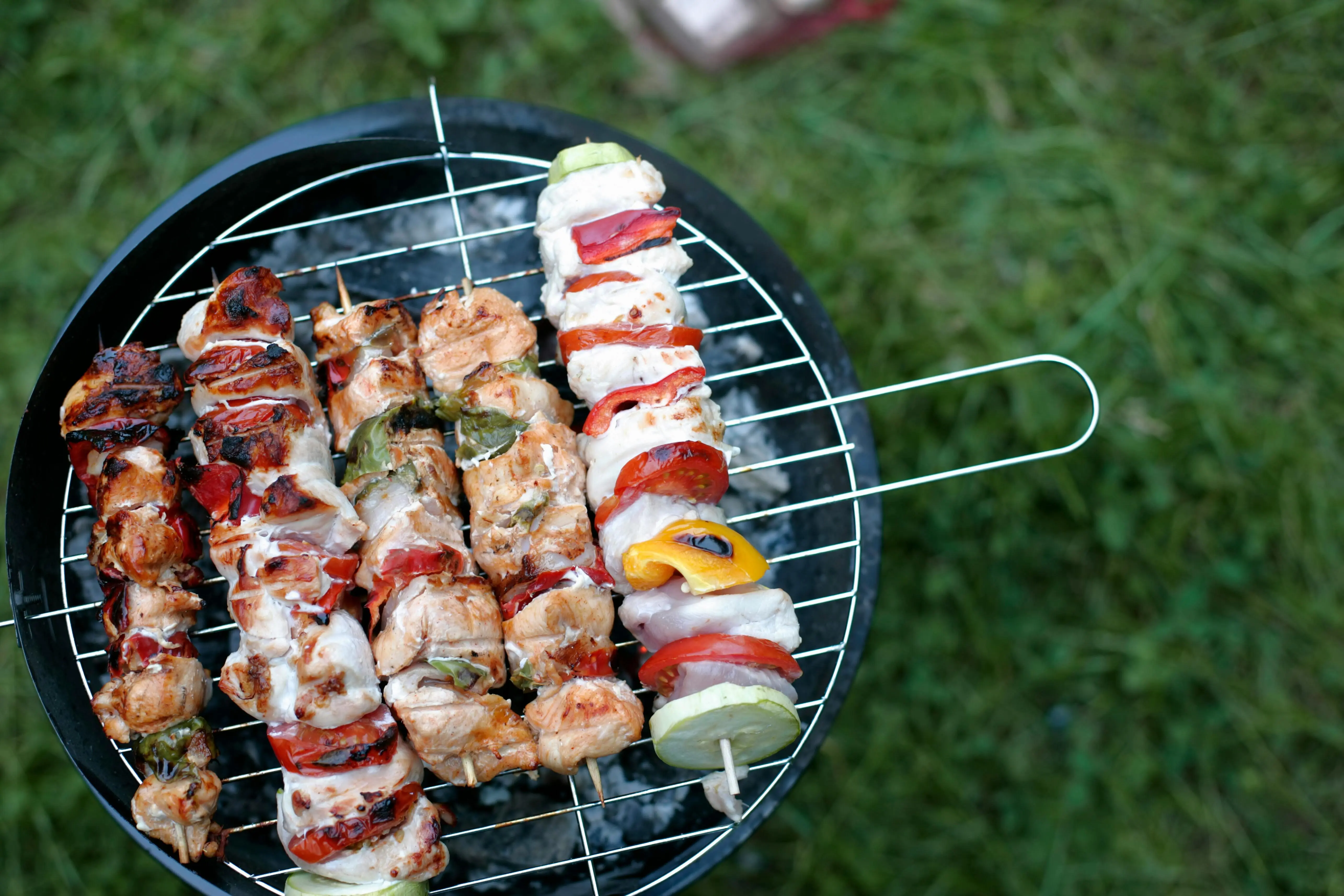 Transformasi Sate: Dari Jajanan Kaki Lima Menjadi Bintang Pesta BBQ Mewah