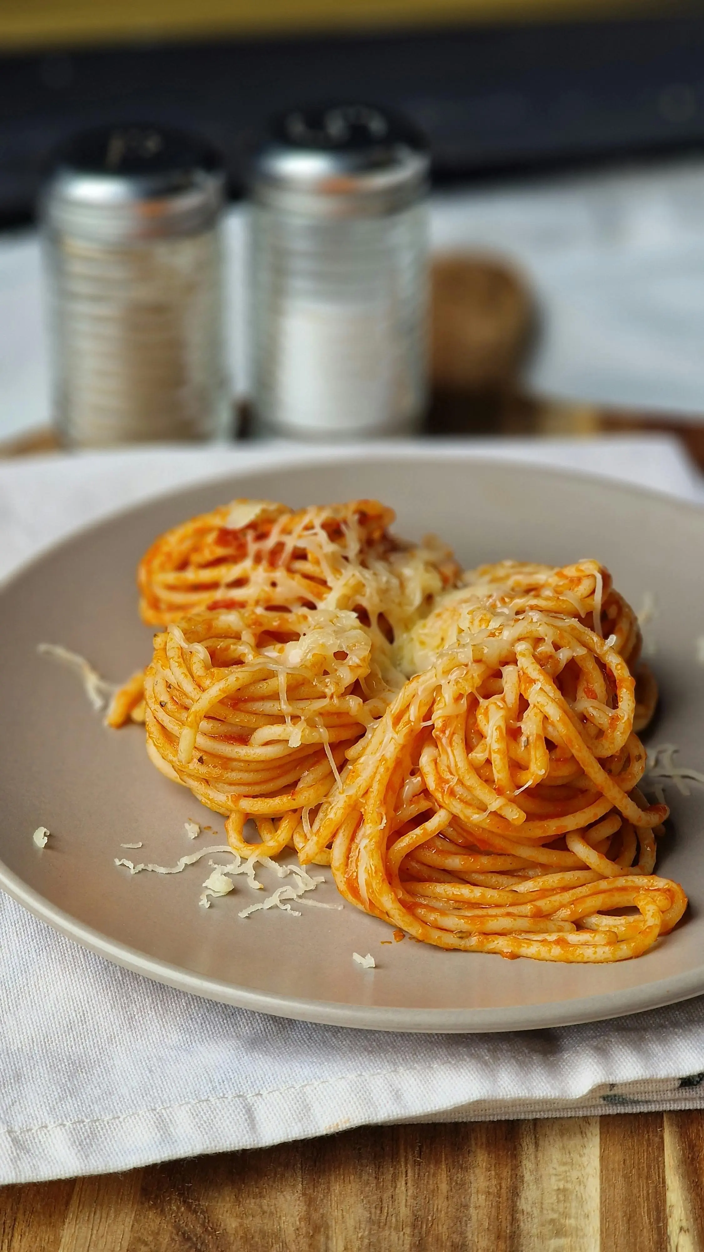 Seni Menikmati Spageti: Alasan Mengapa Dunia Jatuh Cinta pada Kuliner Italia