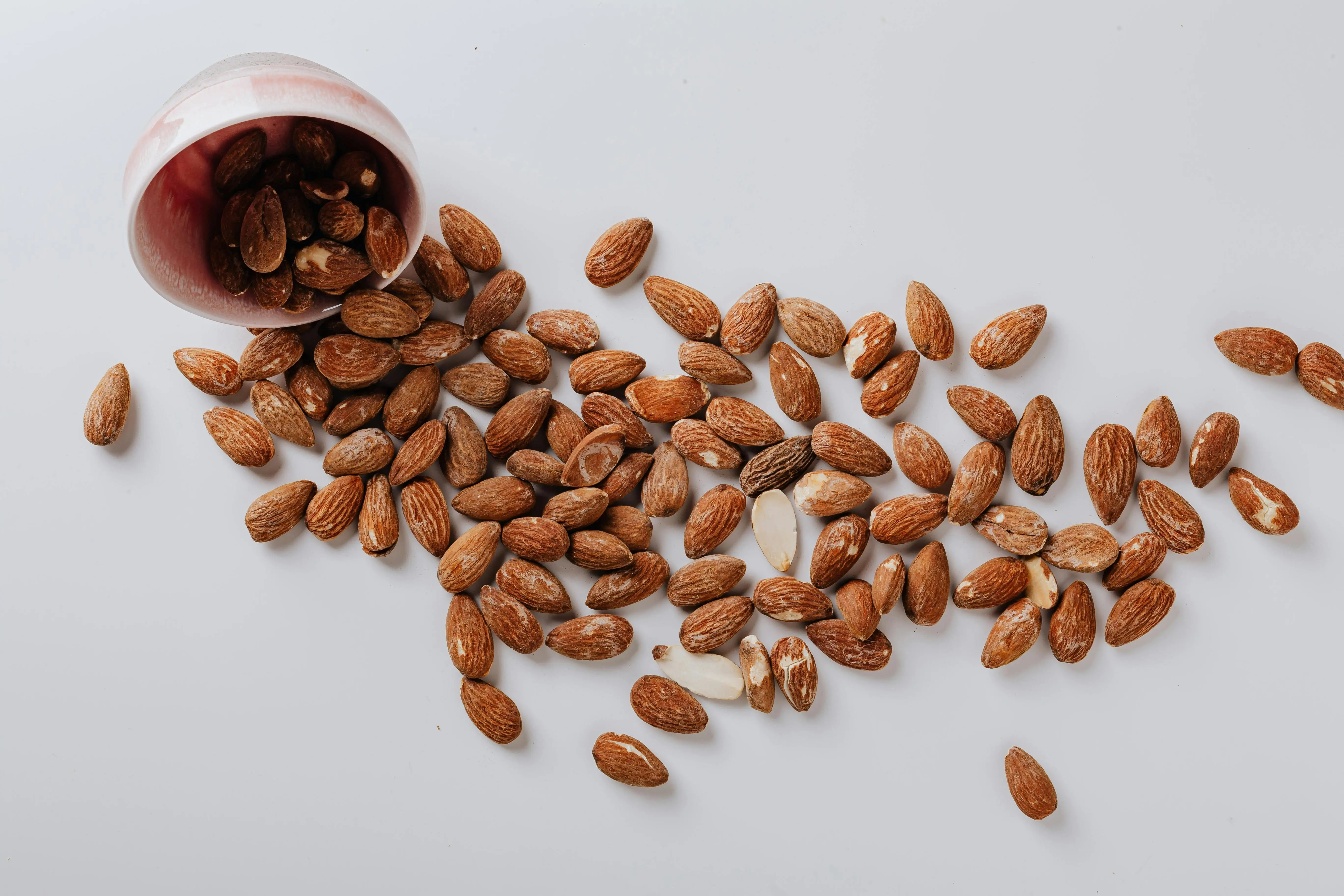 Bagaimana Cara Memilih Almond Berkualitas? Panduan Detail Berdasarkan Standar USDA