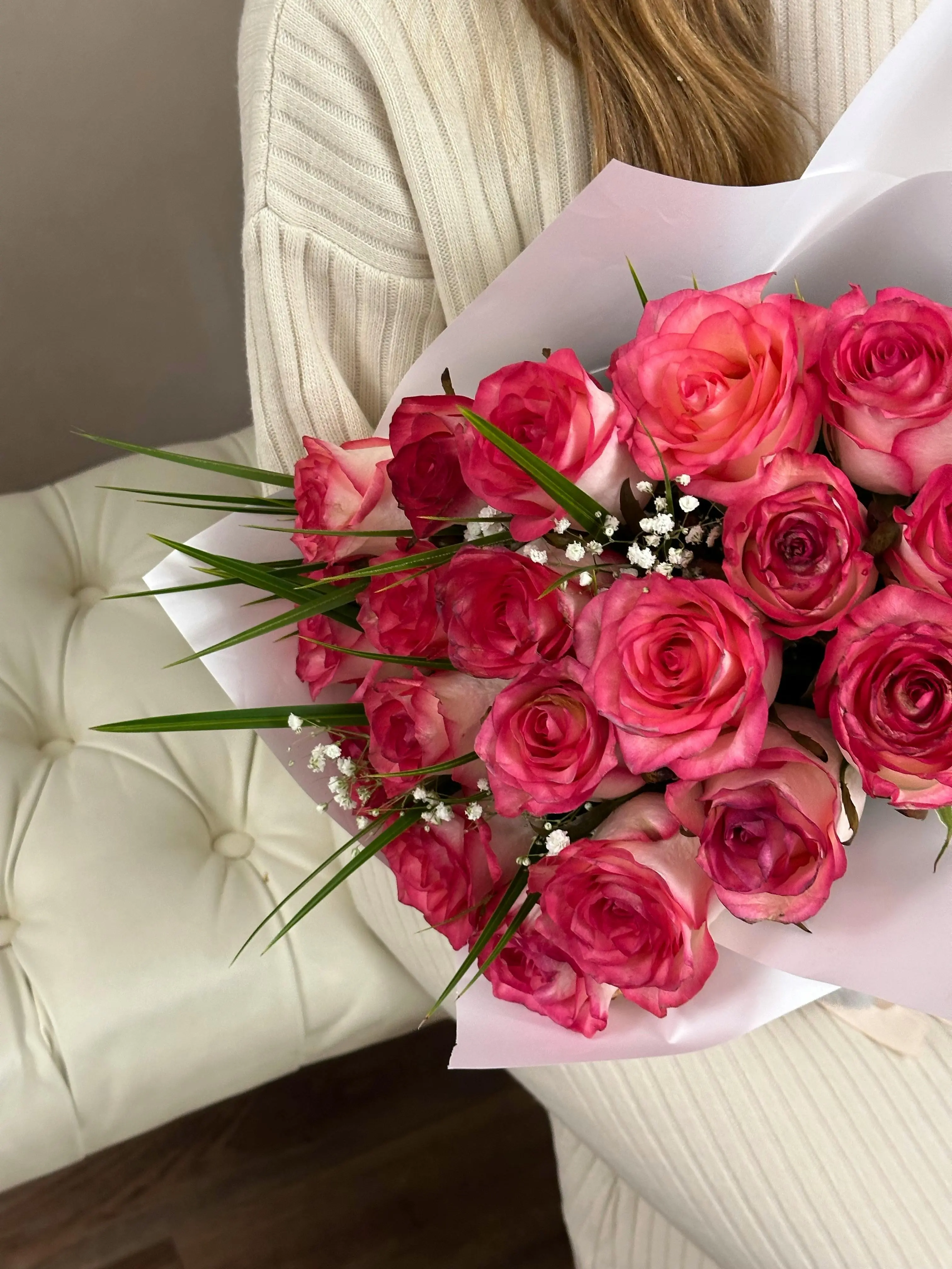 Mengapa Harus Mawar? Alasan di Balik Simbolisme Bunga Paling Ikonik di Hari Kasih Sayang