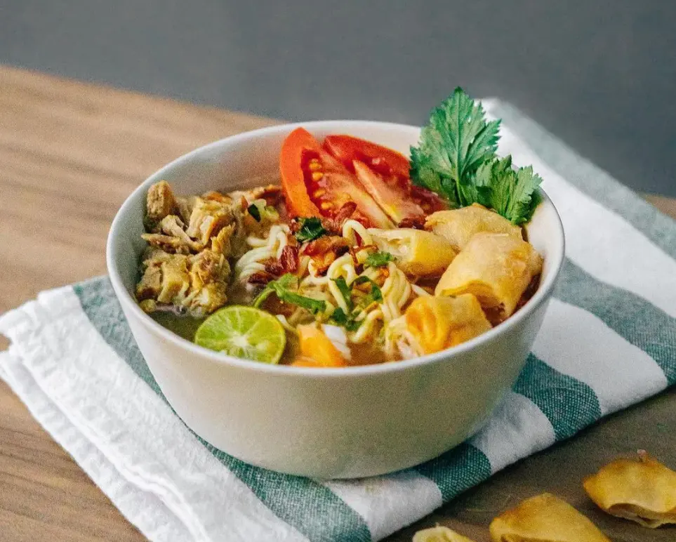Badan Terasa Dingin di Musim Hujan? Coba 5 Makanan Berkuah Khas Nusantara Ini
