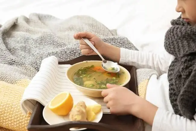 Musim Hujan Bikin Badan Menggigil? Ini Menu Makanan Panas yang Wajib Dicoba