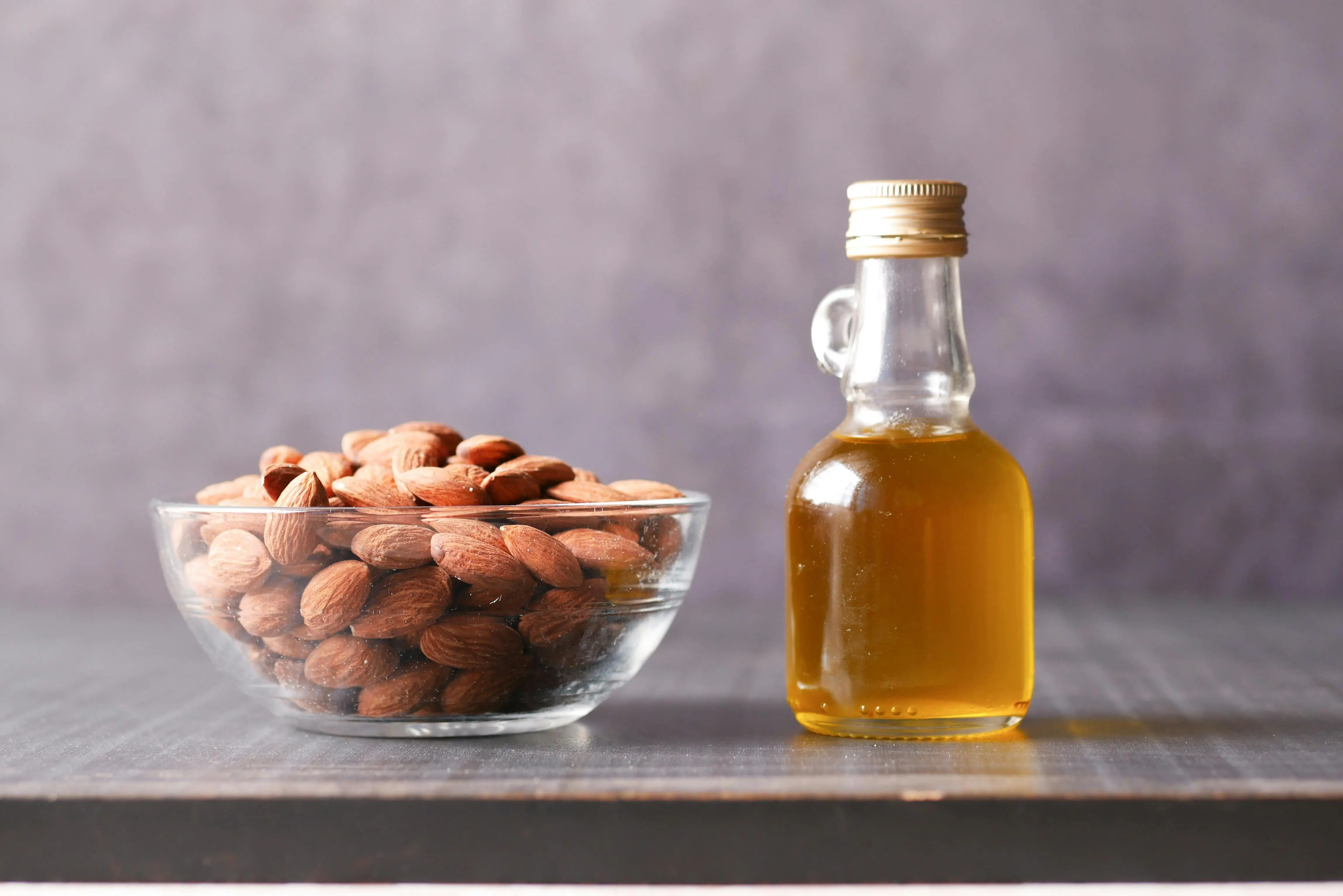 4 Manfaat Minyak Almond untuk Kulit dan Kesehatan yang Jarang Diketahui