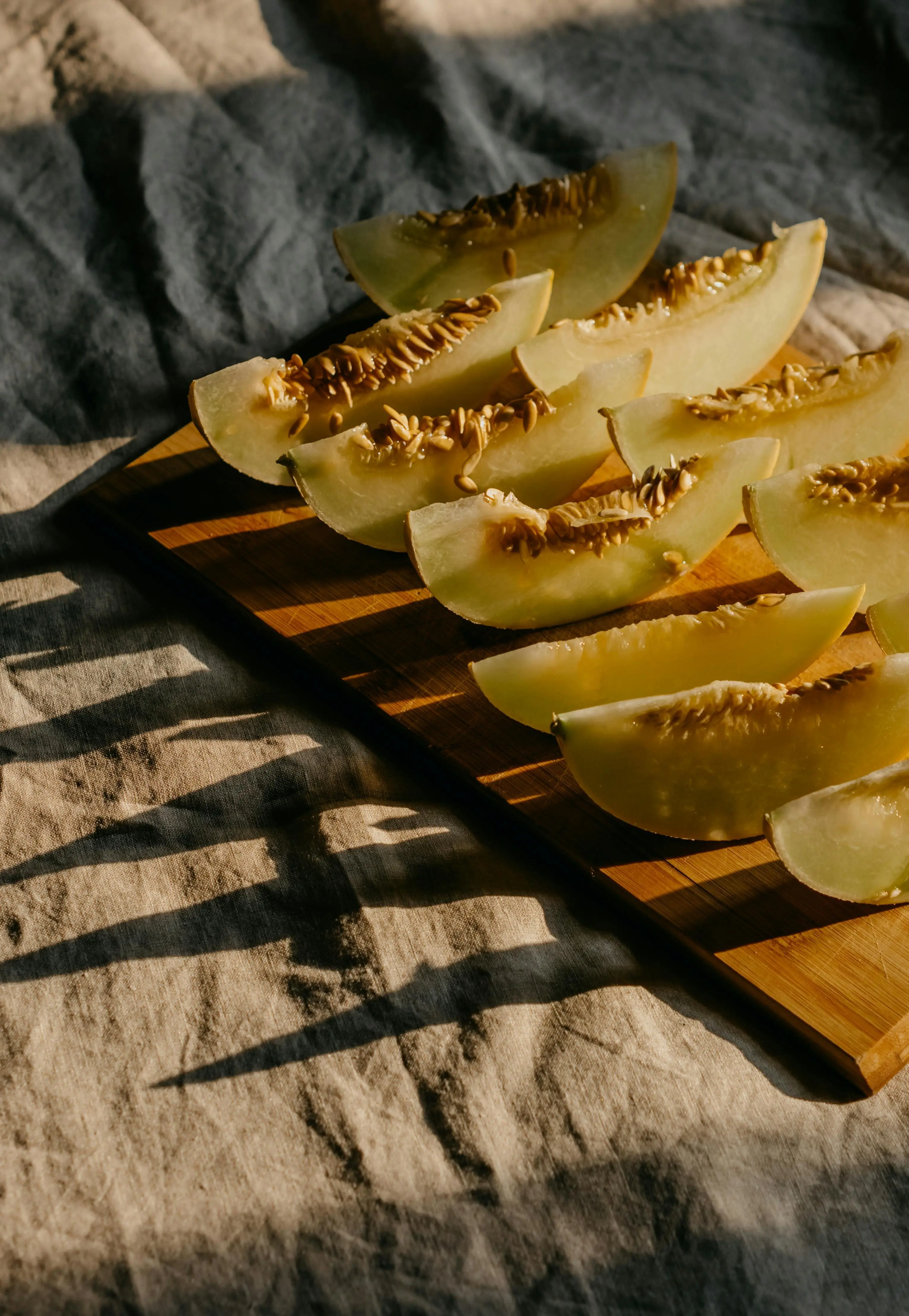 Bukan Cuma Pencuci Mulut, Ini Kombinasi Rahasia Buah Melon yang Bikin Masakan Naik Kelas