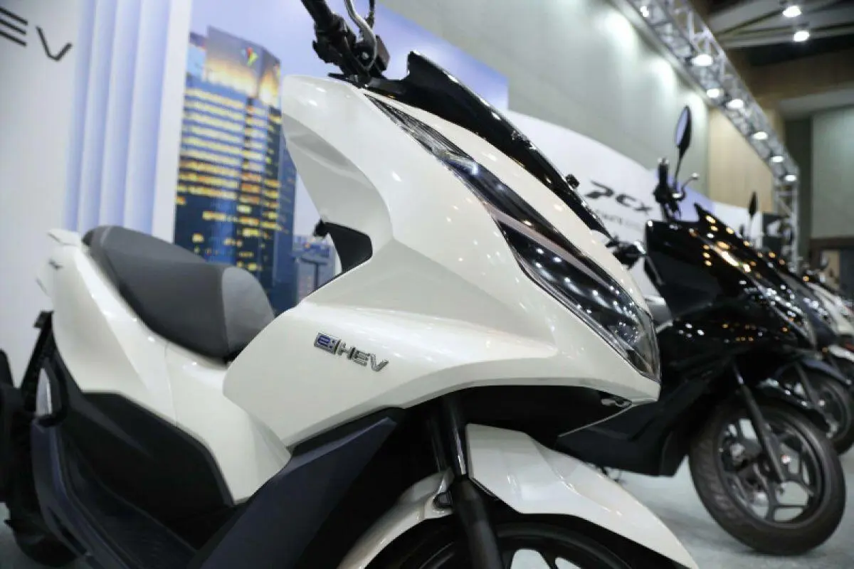 Beli Motor Cash atau Kredit? Ini Perbandingan Untung Ruginya yang Perlu Diketahui
