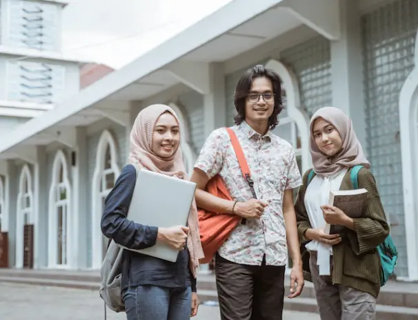 10 Jurusan Kuliah dengan Prospek Kerja Cerah yang Paling Dibutuhkan di Masa Depan