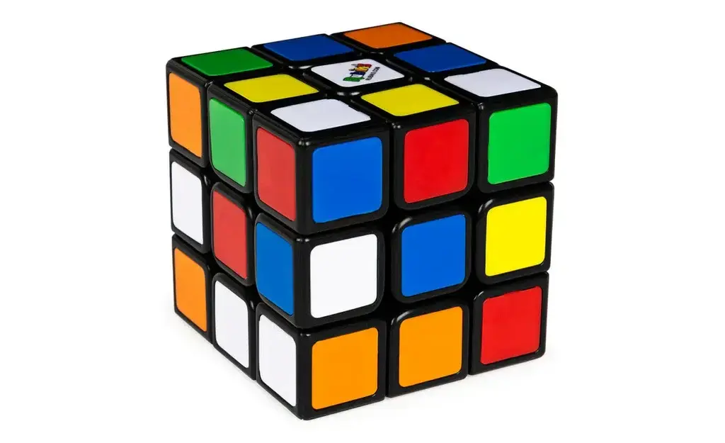 Mengenal Rubik Cube 3x3: Panduan Lengkap dari Nol Sampai Bisa Menyelesaikan