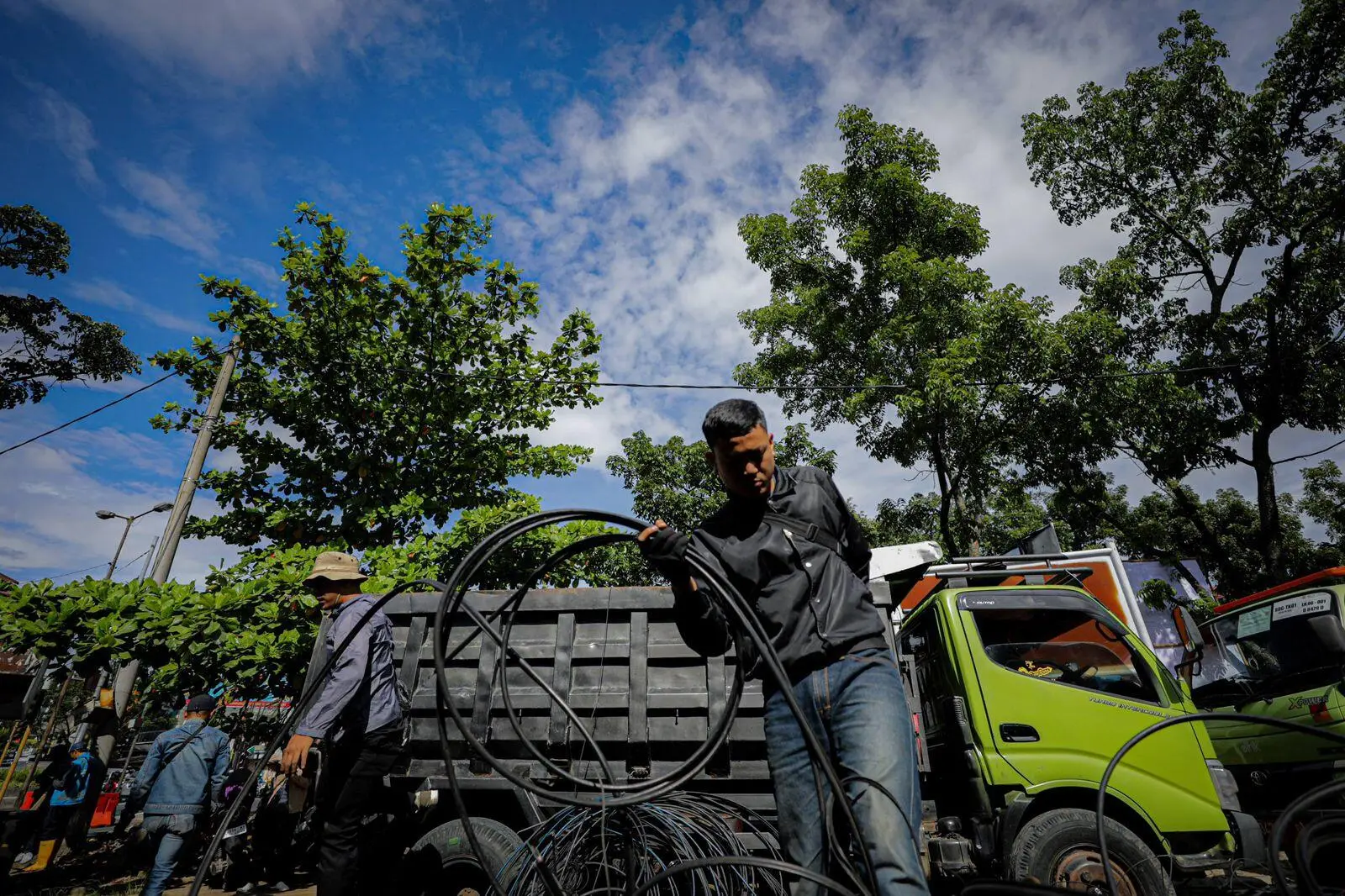 14 Ton Kabel Udara di Buahbatu Dibersihkan, Giliran Moh Toha dan Kopo Menanti